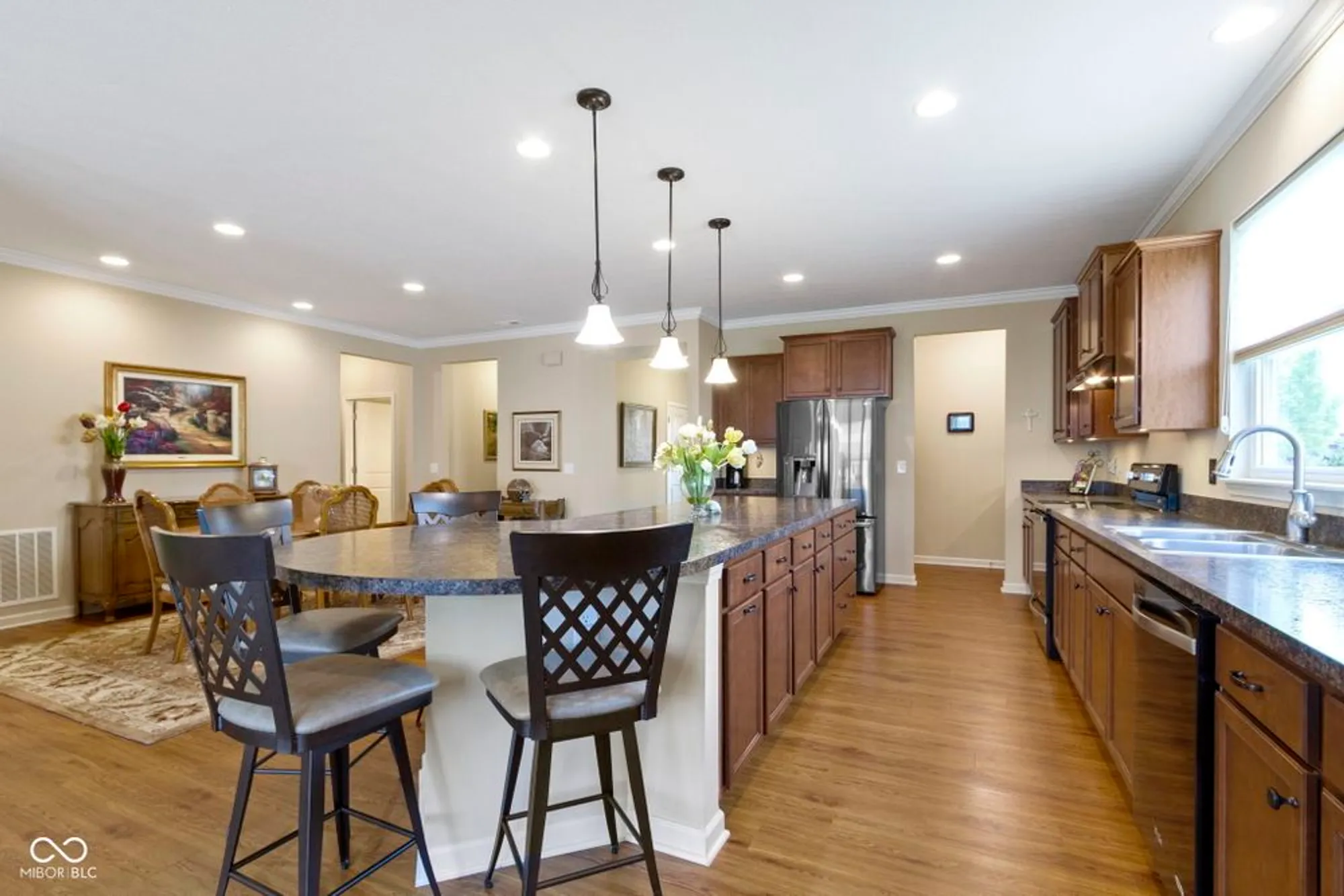 Property Slideshow image 13 of 44 | 16284 loire valley dr, Fishers, IN, 46037