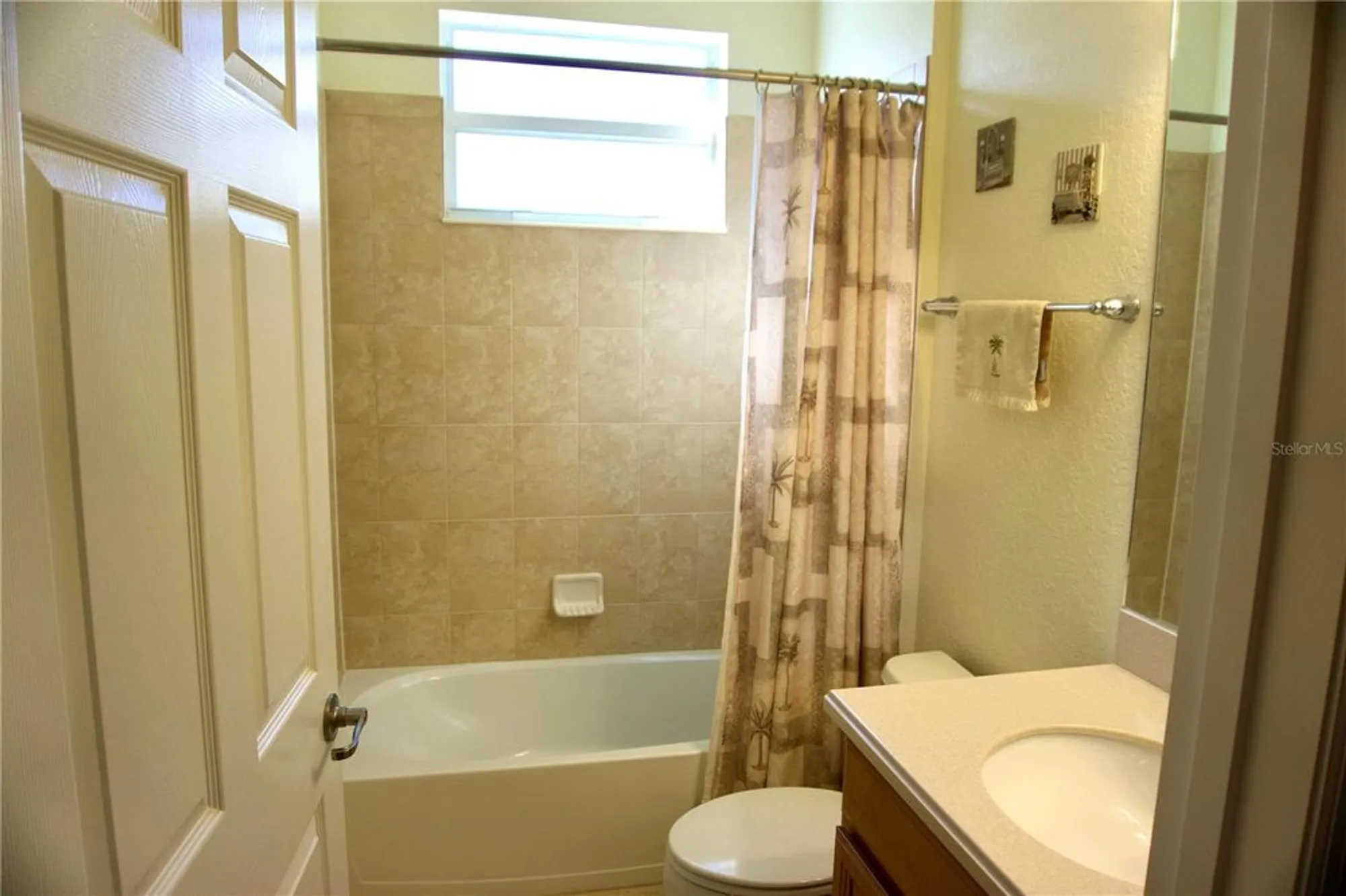 Property Slideshow image 14 of 20 | 9010 heritage sound dr, Bradenton, FL, 34212