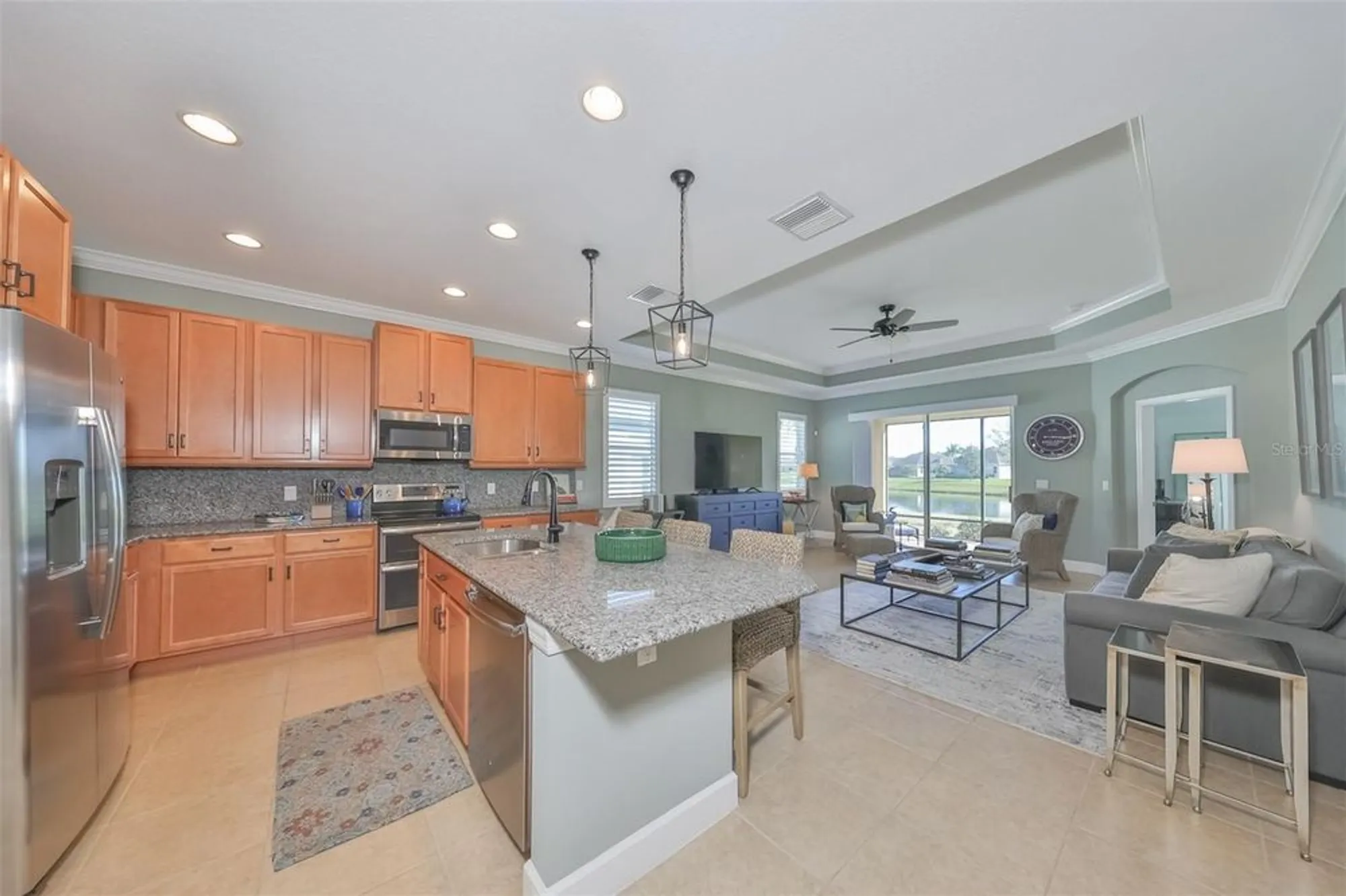 Property Slideshow image 13 of 67 | 611 chipper dr, Sun City Center, FL, 33573