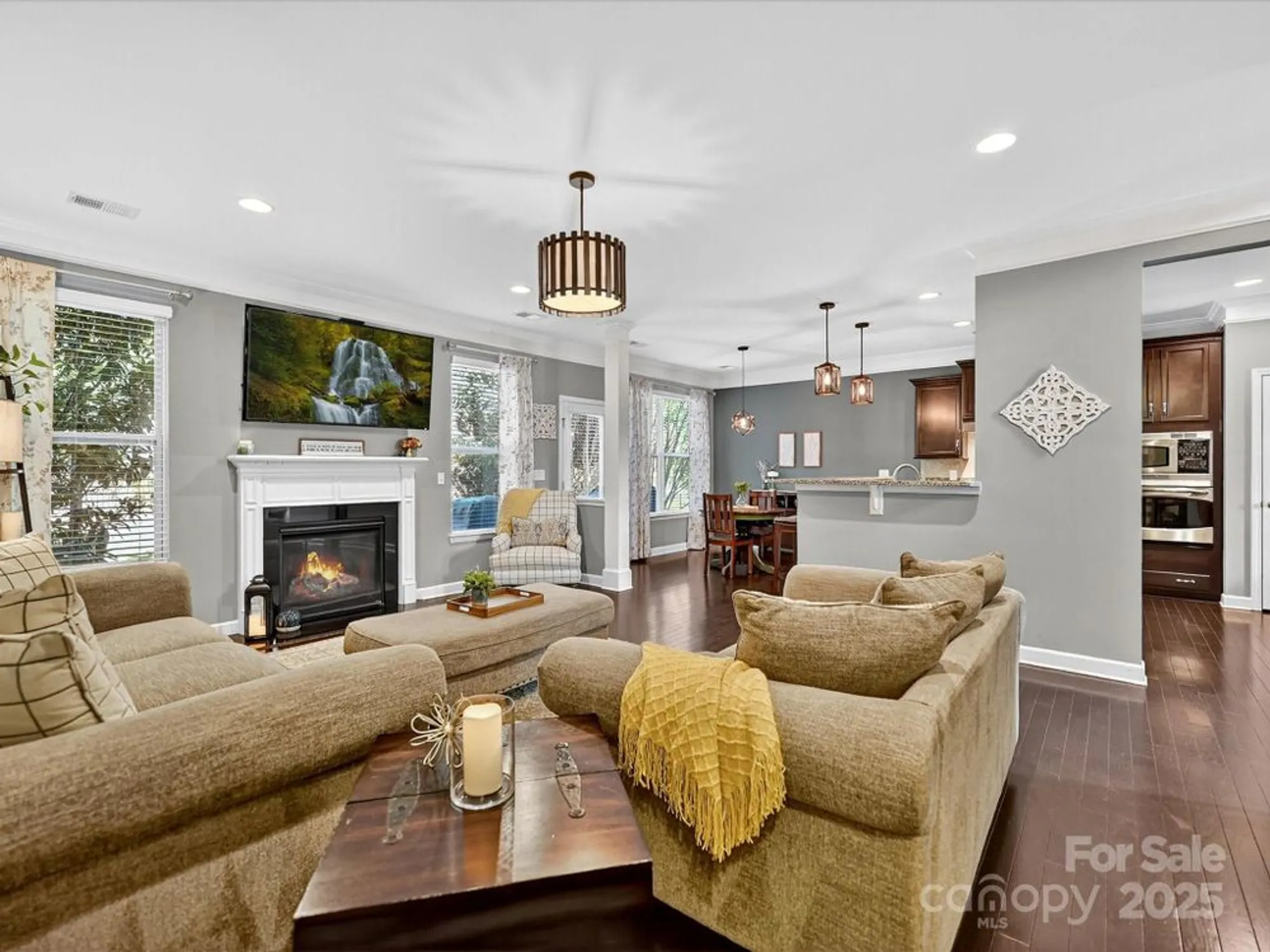 Property Slideshow image 10 of 47 | 5004 el molino dr, Charlotte, NC, 28214