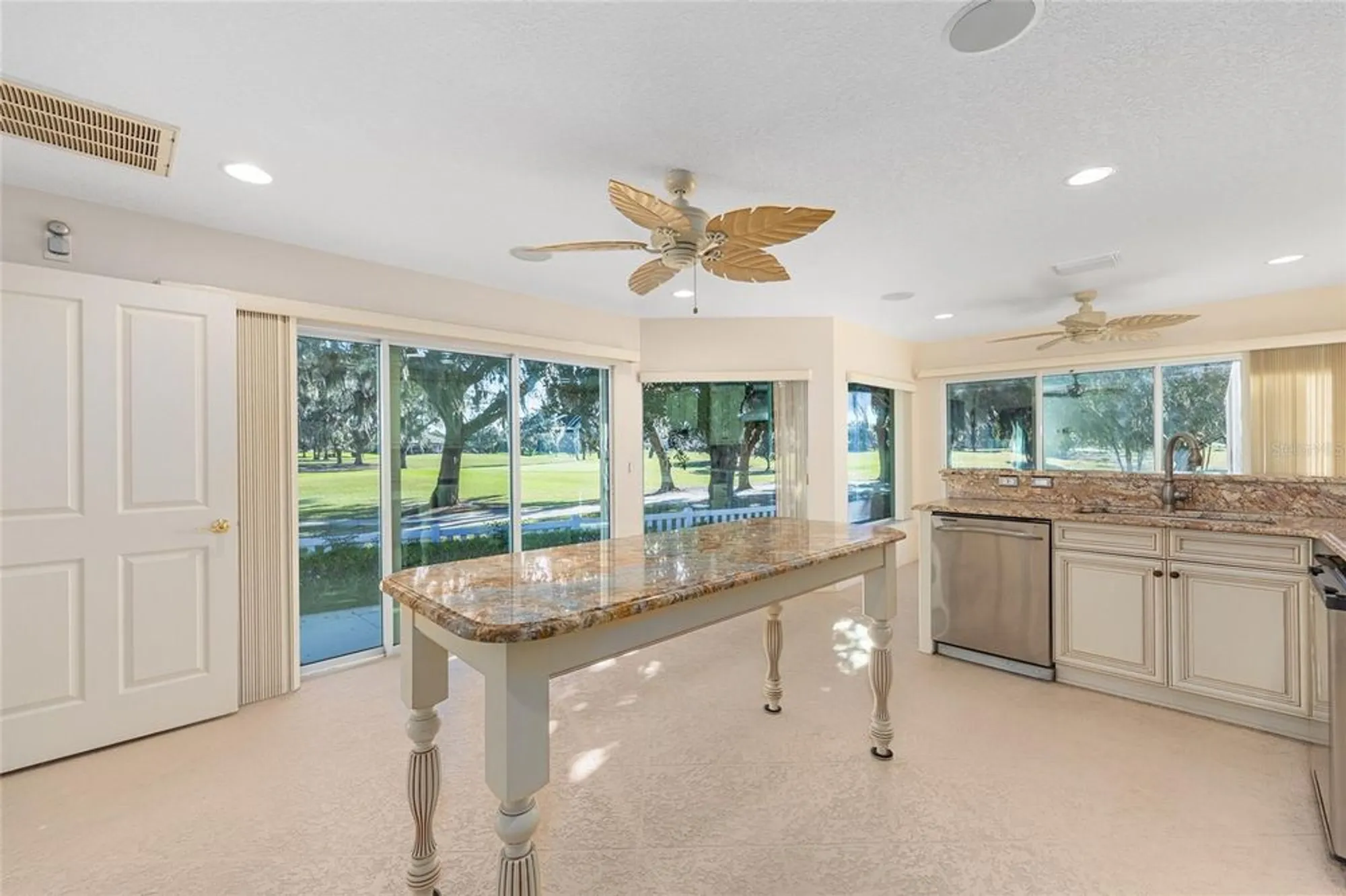 Property Slideshow image 34 of 75 | 17487 se 84th foxgrove ave, The Villages, FL, 32162