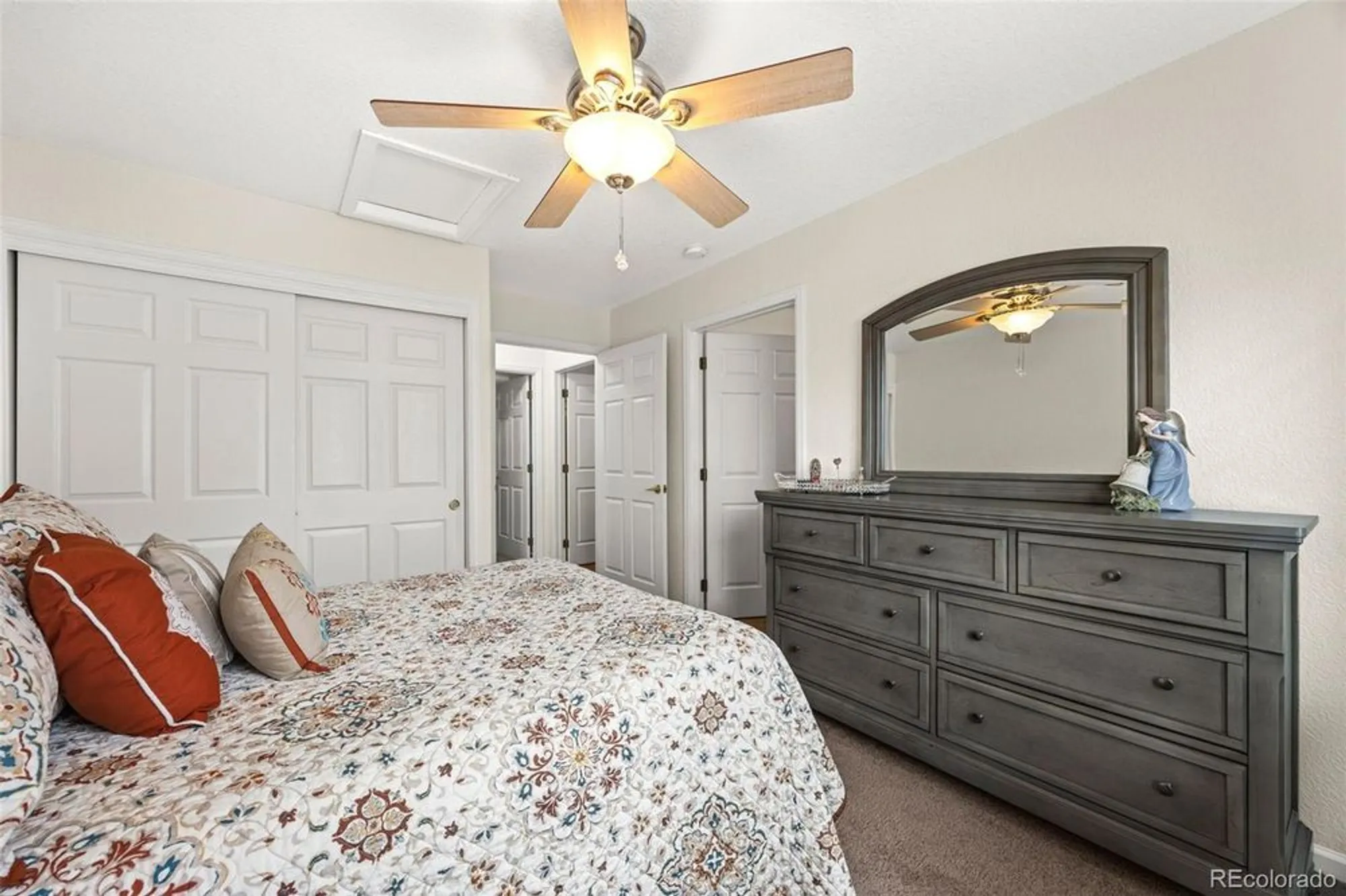 Property Slideshow image 27 of 30 | 2218 s iola st, Aurora, CO, 80014