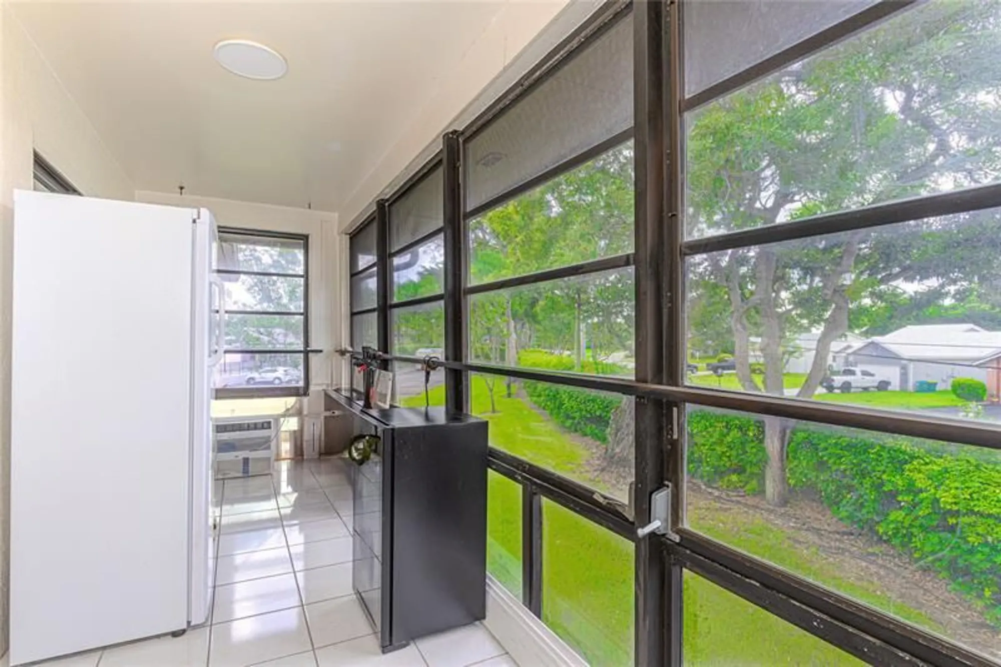 Property Slideshow image 16 of 25 | 10675 w clairmont cir # 202, Tamarac, FL, 33321