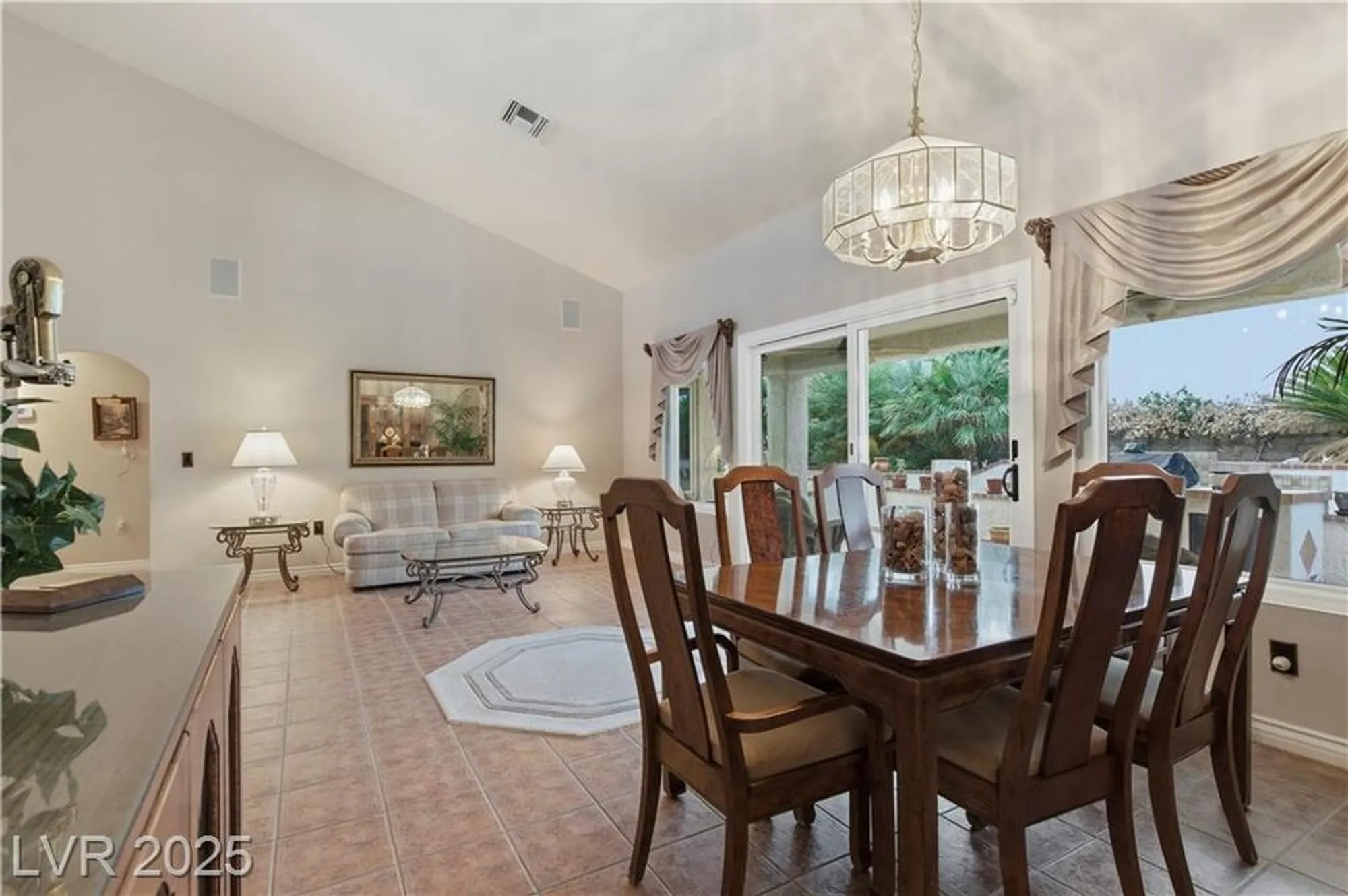 Property Slideshow image 12 of 60 | 8909 meadowood dr, Las Vegas, NV, 89134