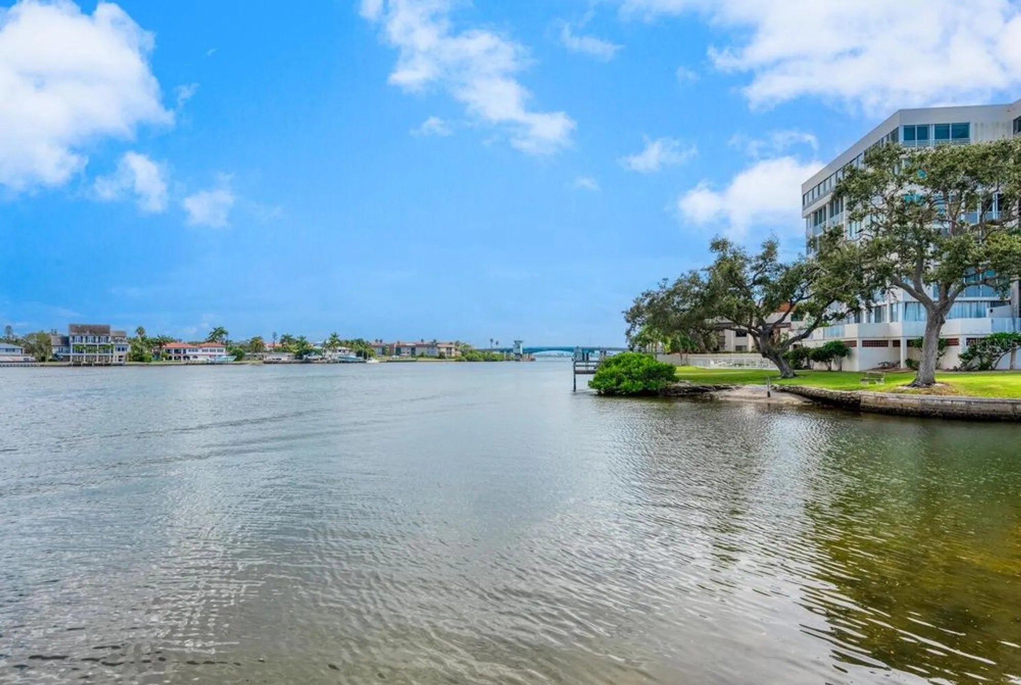 Property Slideshow image 42 of 45 | 1250 n portofino dr apt 304, Sarasota, FL, 34242
