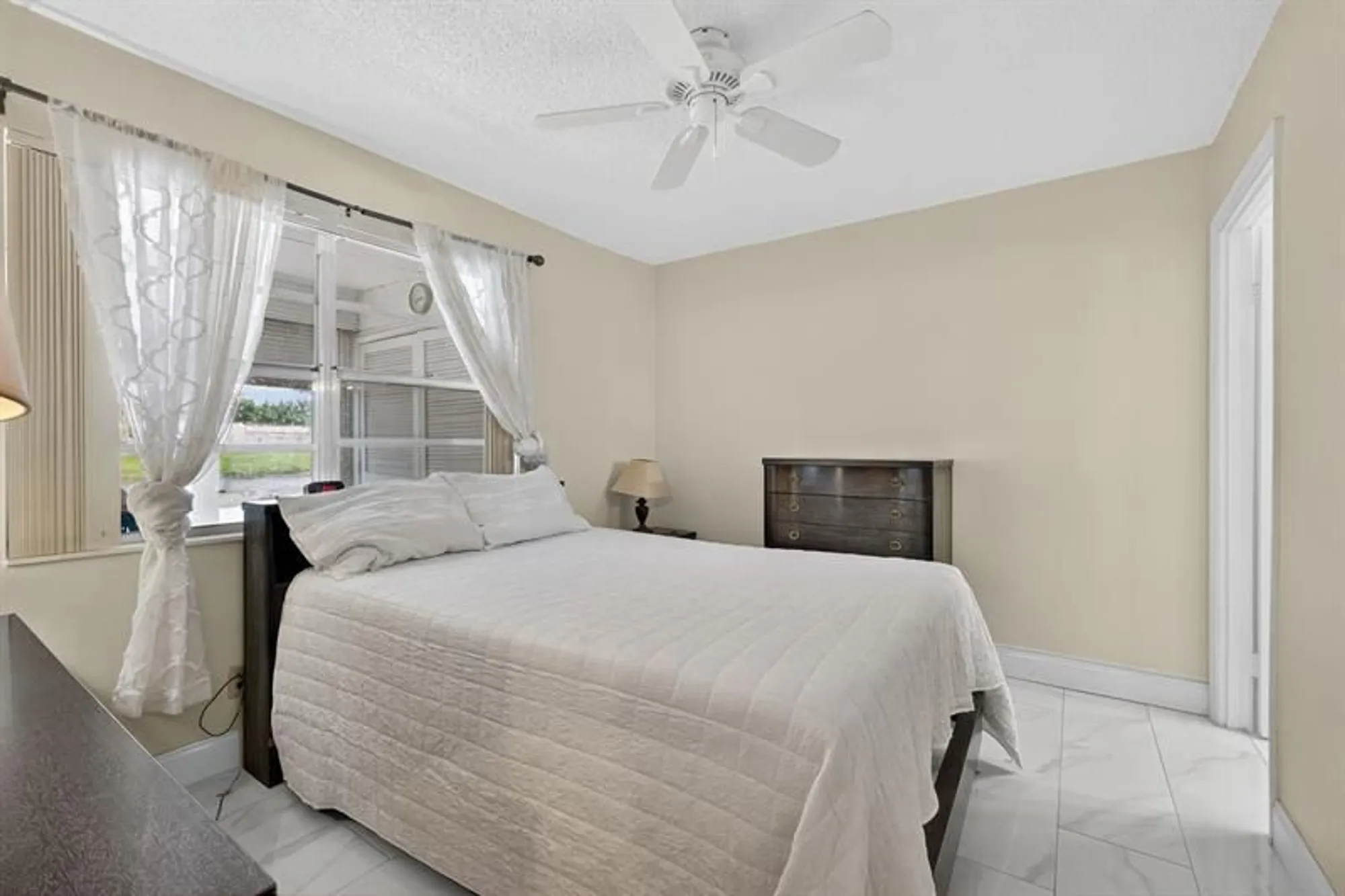 Property Slideshow image 19 of 30 | 224 lake constance dr # 224, West Palm Beach, FL, 33411
