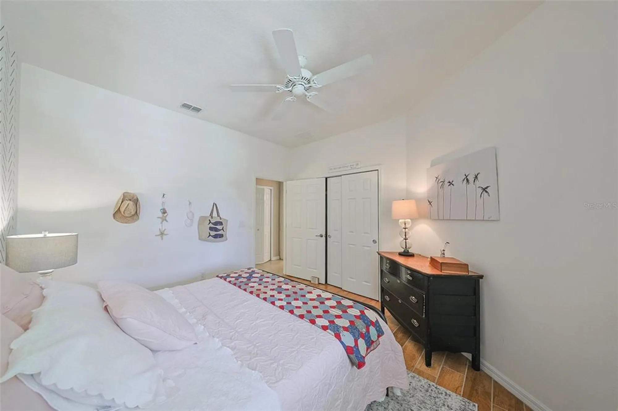 Property Slideshow image 31 of 70 | 329 bluewater falls ct, Apollo Beach, FL, 33572