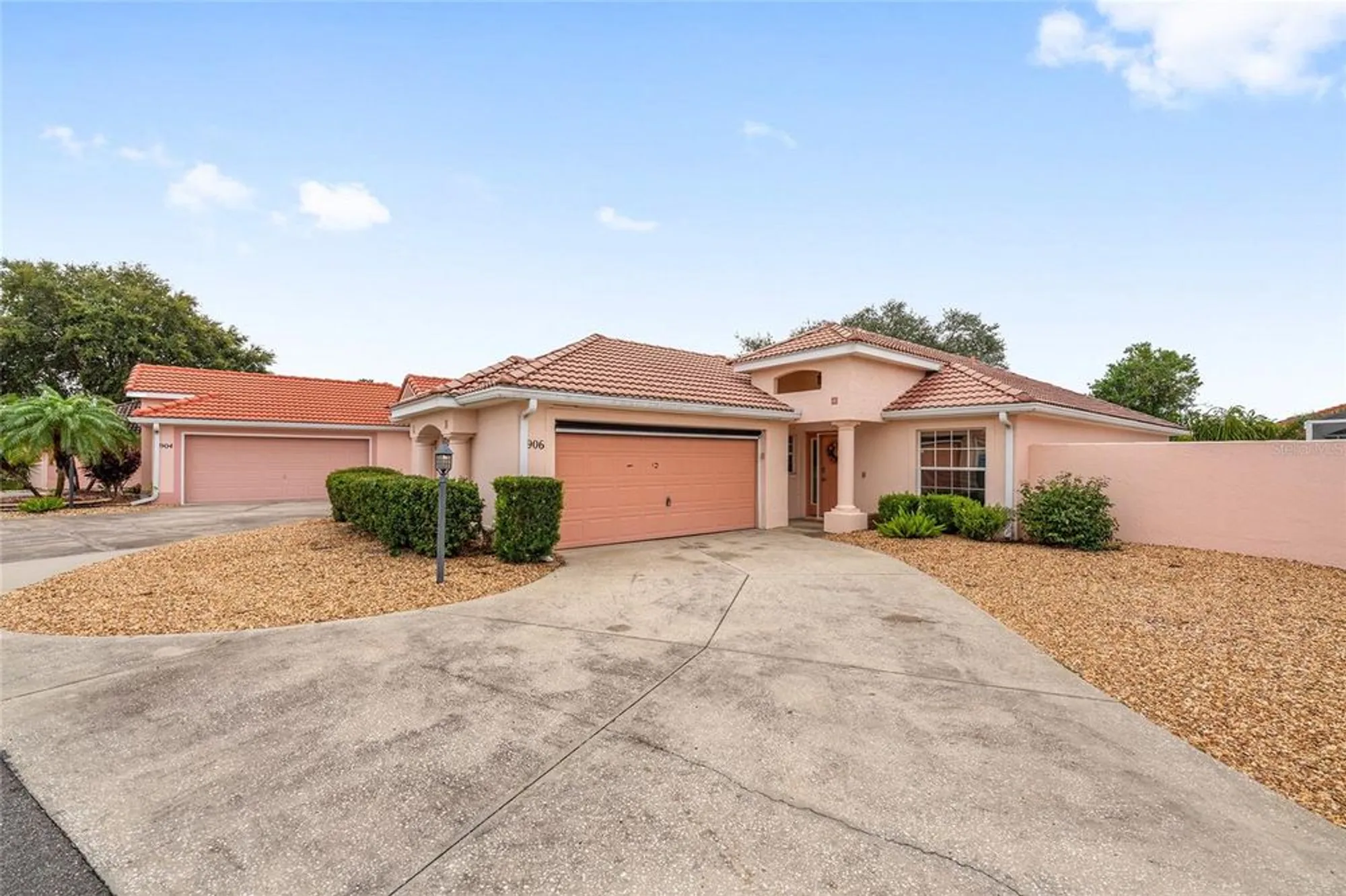 Property Slideshow image 3 of 65 | 906 santa anna ln, The Villages, FL, 32159