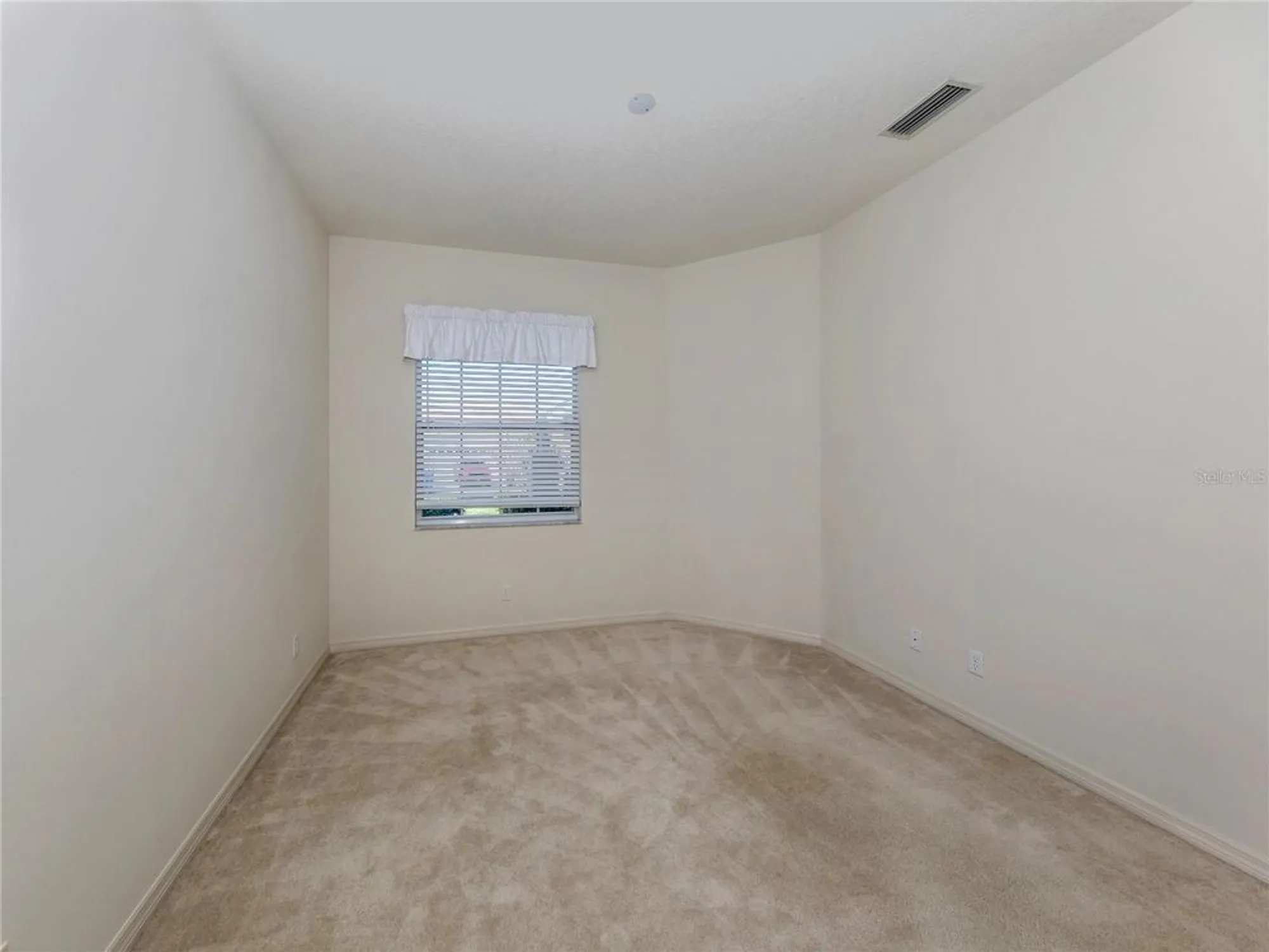 Property Slideshow image 27 of 33 | 1622 monarch dr # 1622, Venice, FL, 34293