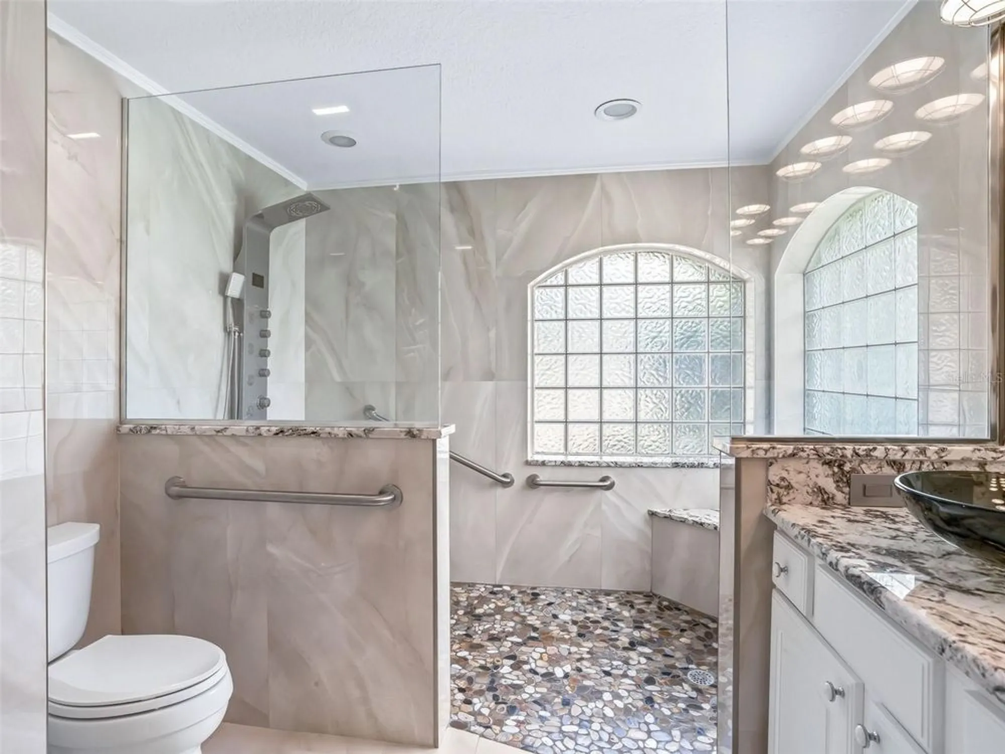 Property Slideshow image 26 of 52 | 39640 harbor hills blvd, Lady Lake, FL, 32159