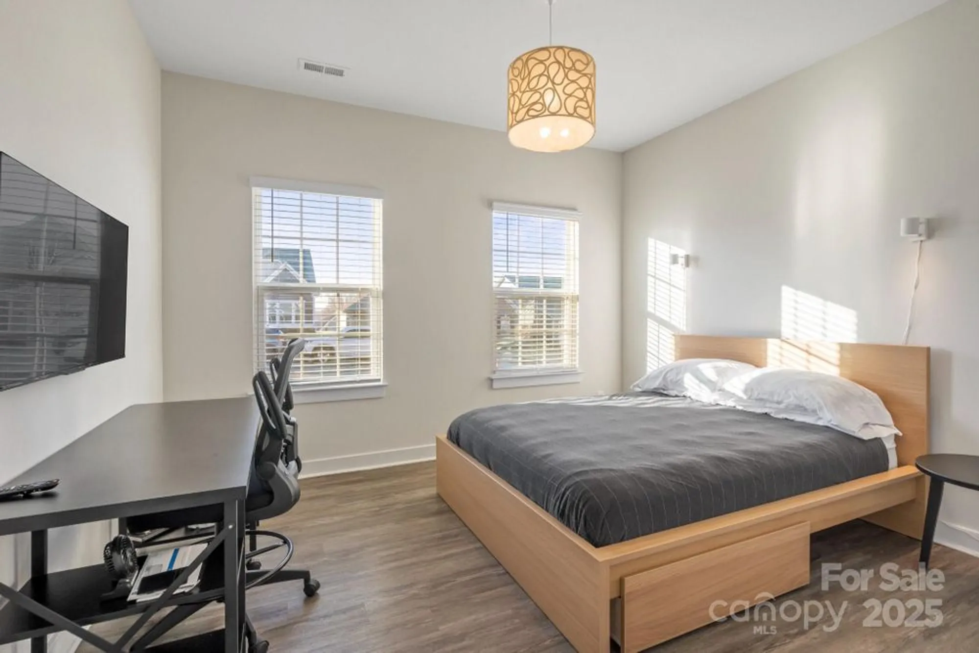 Property Slideshow image 27 of 47 | 5066 summer surprise ln, Charlotte, NC, 28215