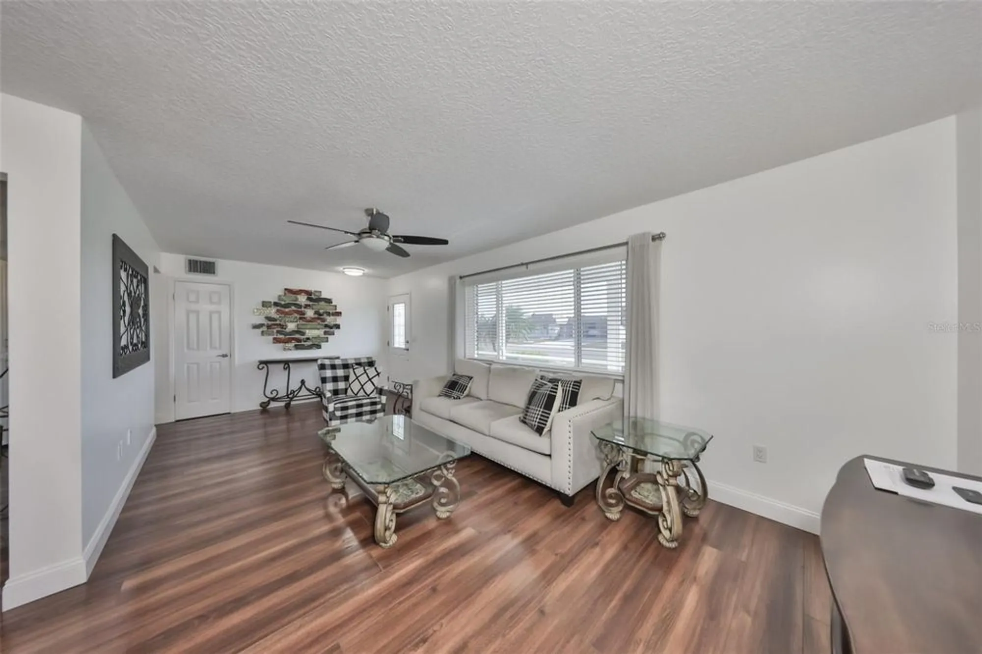 Property Slideshow image 9 of 39 | 611 fox hills dr, Sun City Center, FL, 33573