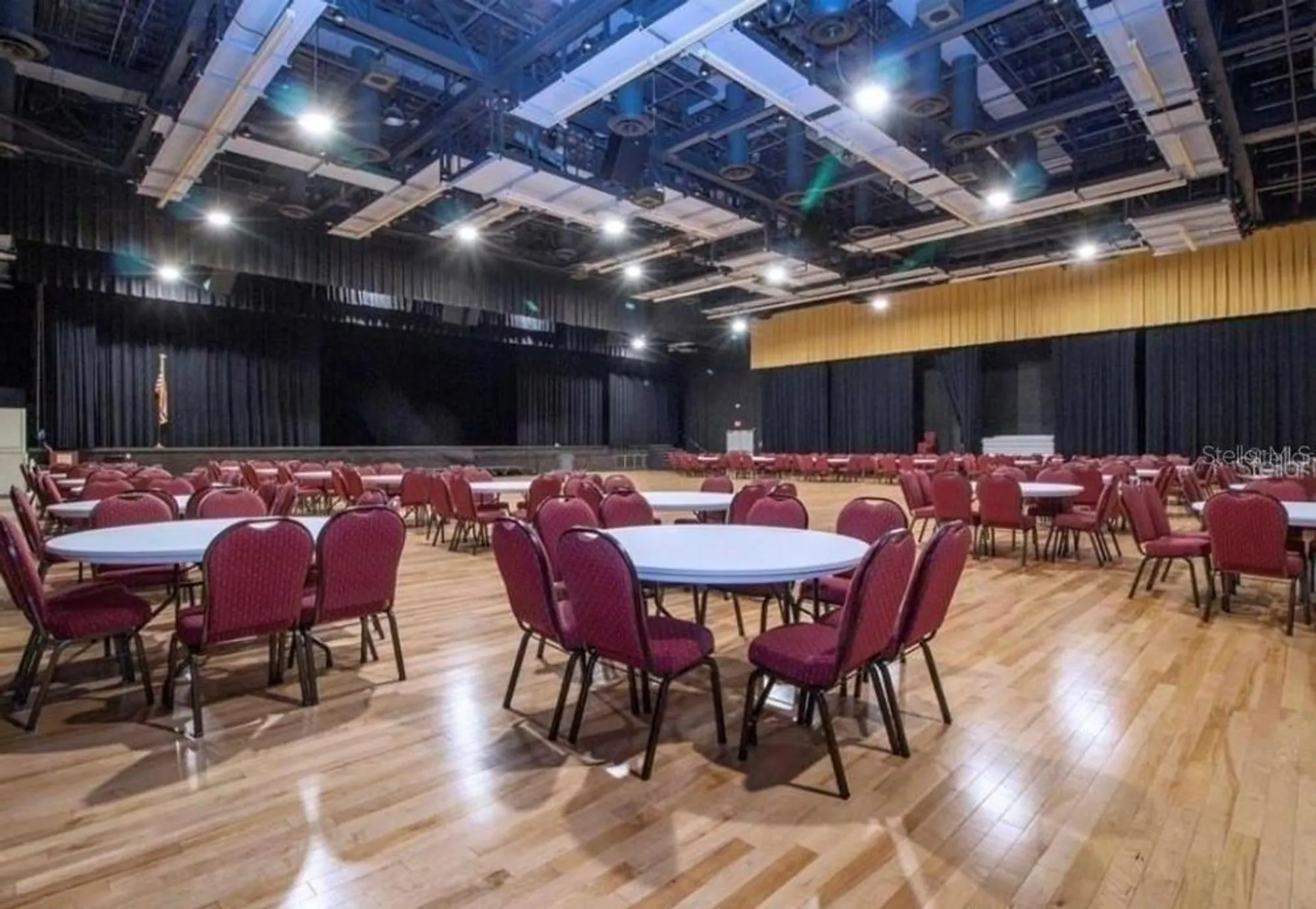 Property Slideshow image 39 of 41 | 2014 hampstead cir, Sun City Center, FL, 33573