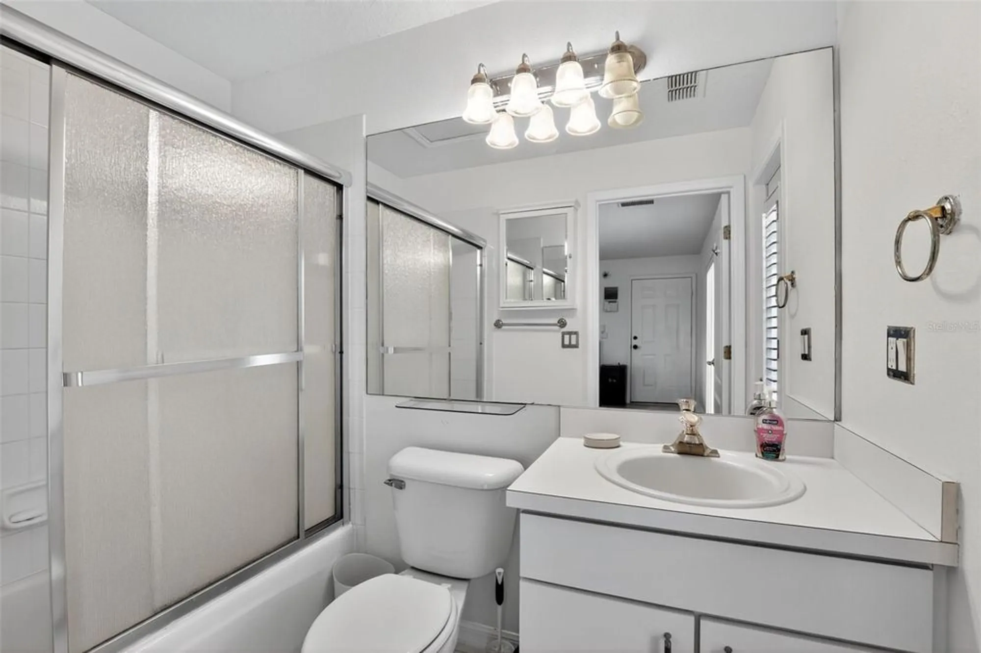 Property Slideshow image 42 of 46 | 4003 hammersmith dr, Clermont, FL, 34711