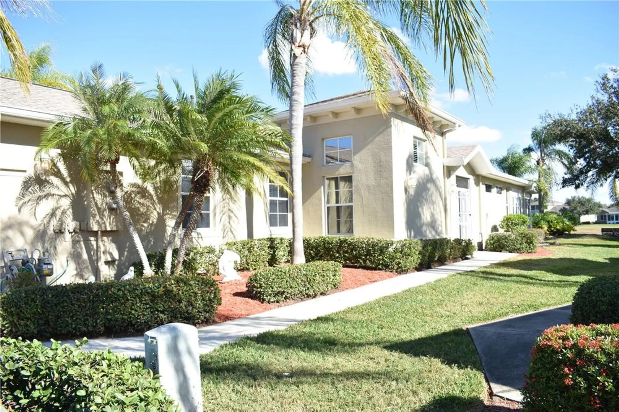 Property Slideshow image 2 of 41 | 1159 jameson greens dr # 10, Sun City Center, FL, 33573