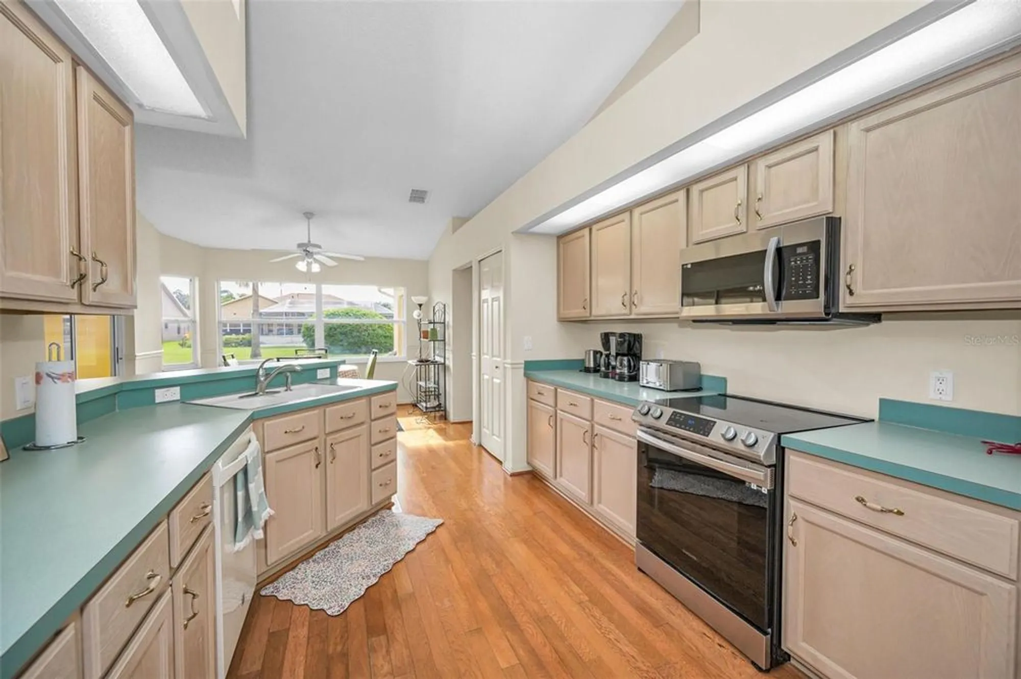 Property Slideshow image 14 of 60 | 6606 garden palm ct, New Port Richey, FL, 34655