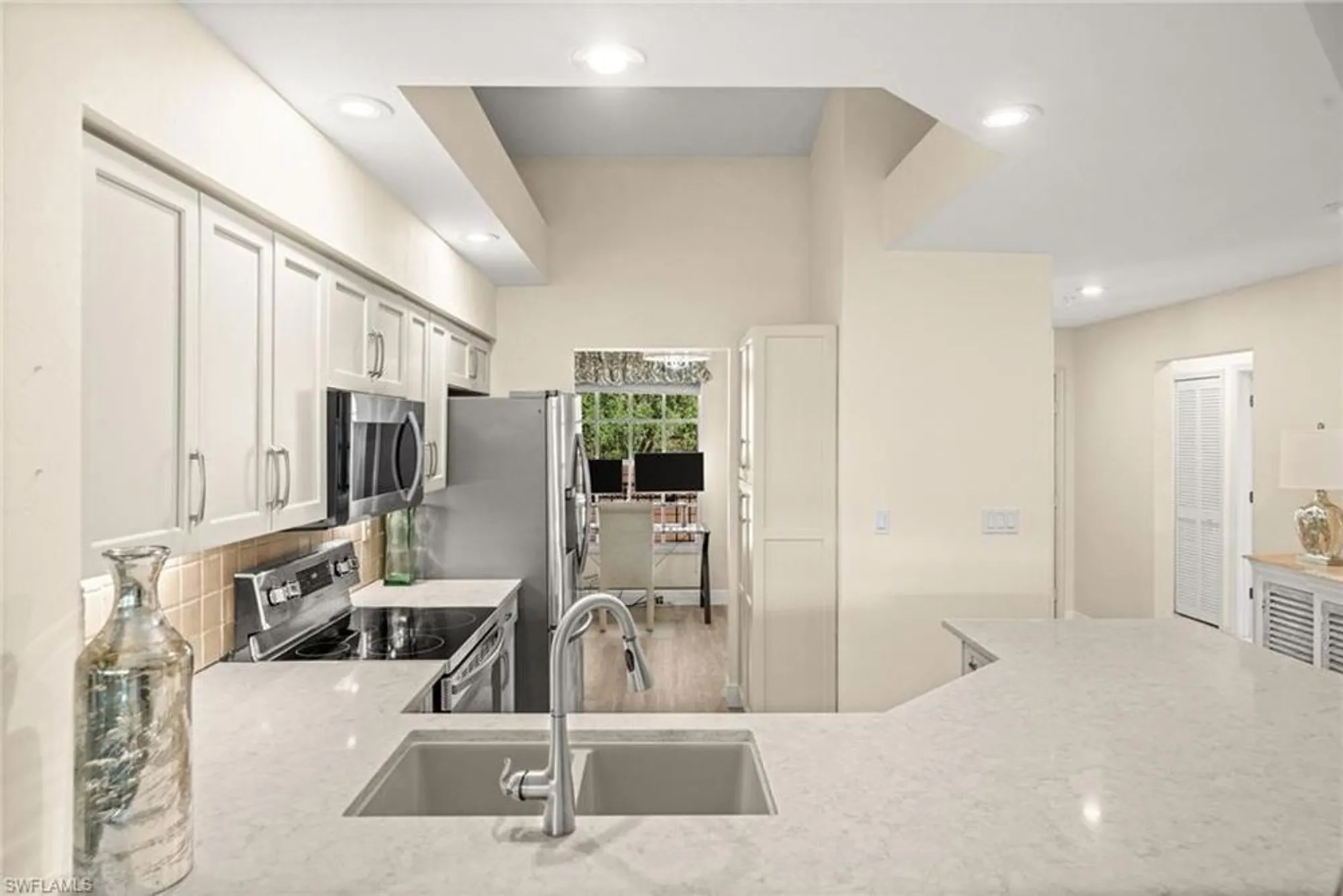 Property Slideshow image 13 of 48 | 4101 sawgrass point dr 201, Bonita Springs, FL, 34134