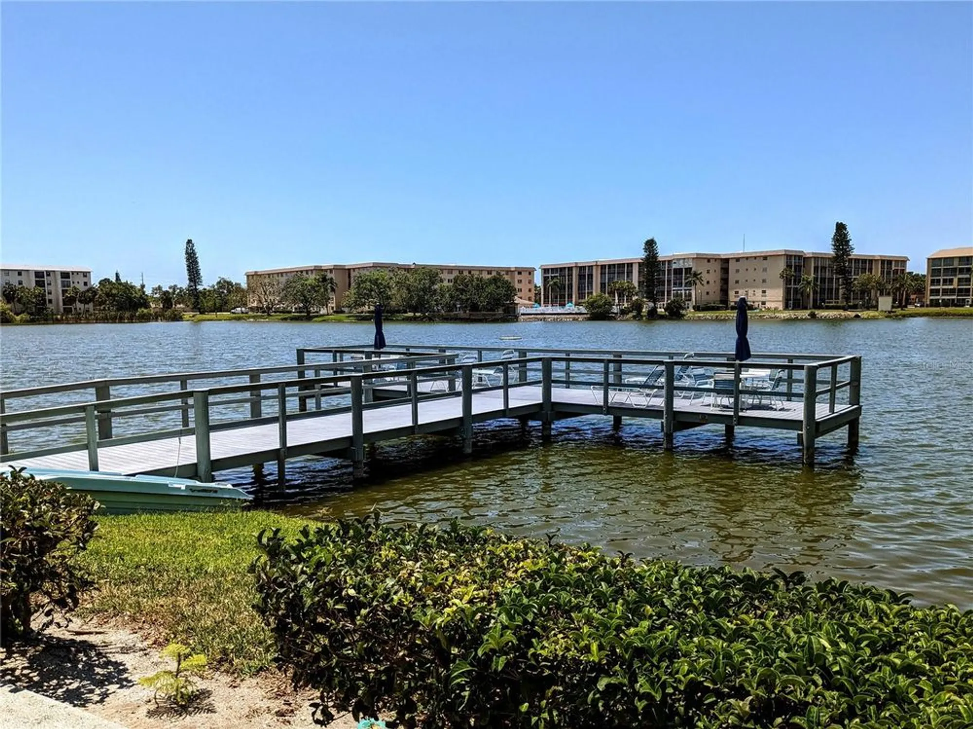 Property Slideshow image 15 of 18 | 3074 lake bayshore dr # o-120, Bradenton, FL, 34205