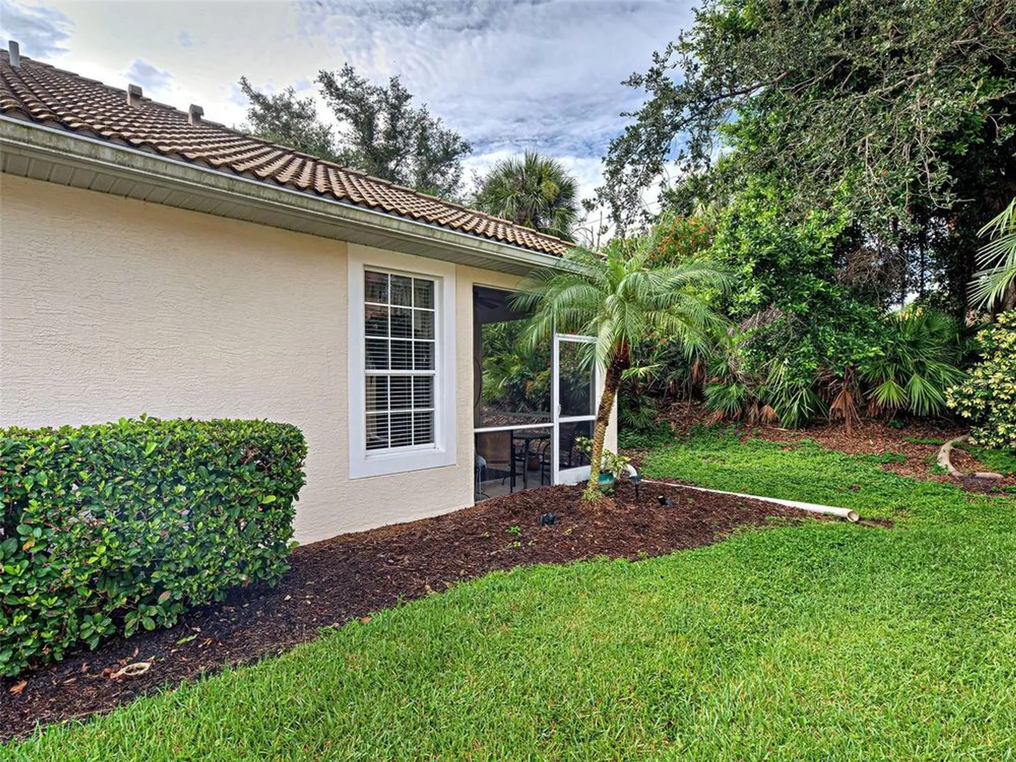 Property Slideshow image 4 of 63 | 4911 whispering oaks dr, North Port, FL, 34287
