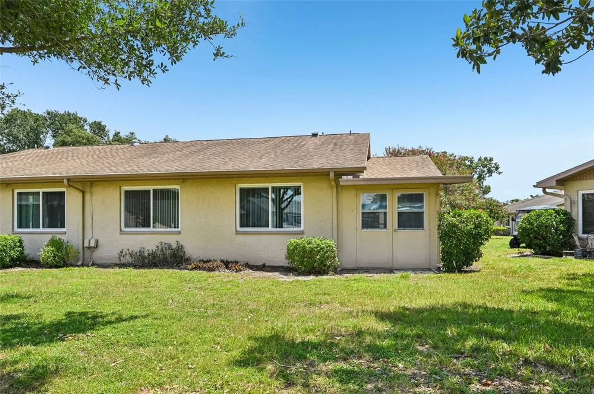 Property Slideshow image 31 of 59 | 1908 canterbury ln 25, Sun City Center, FL, 33573