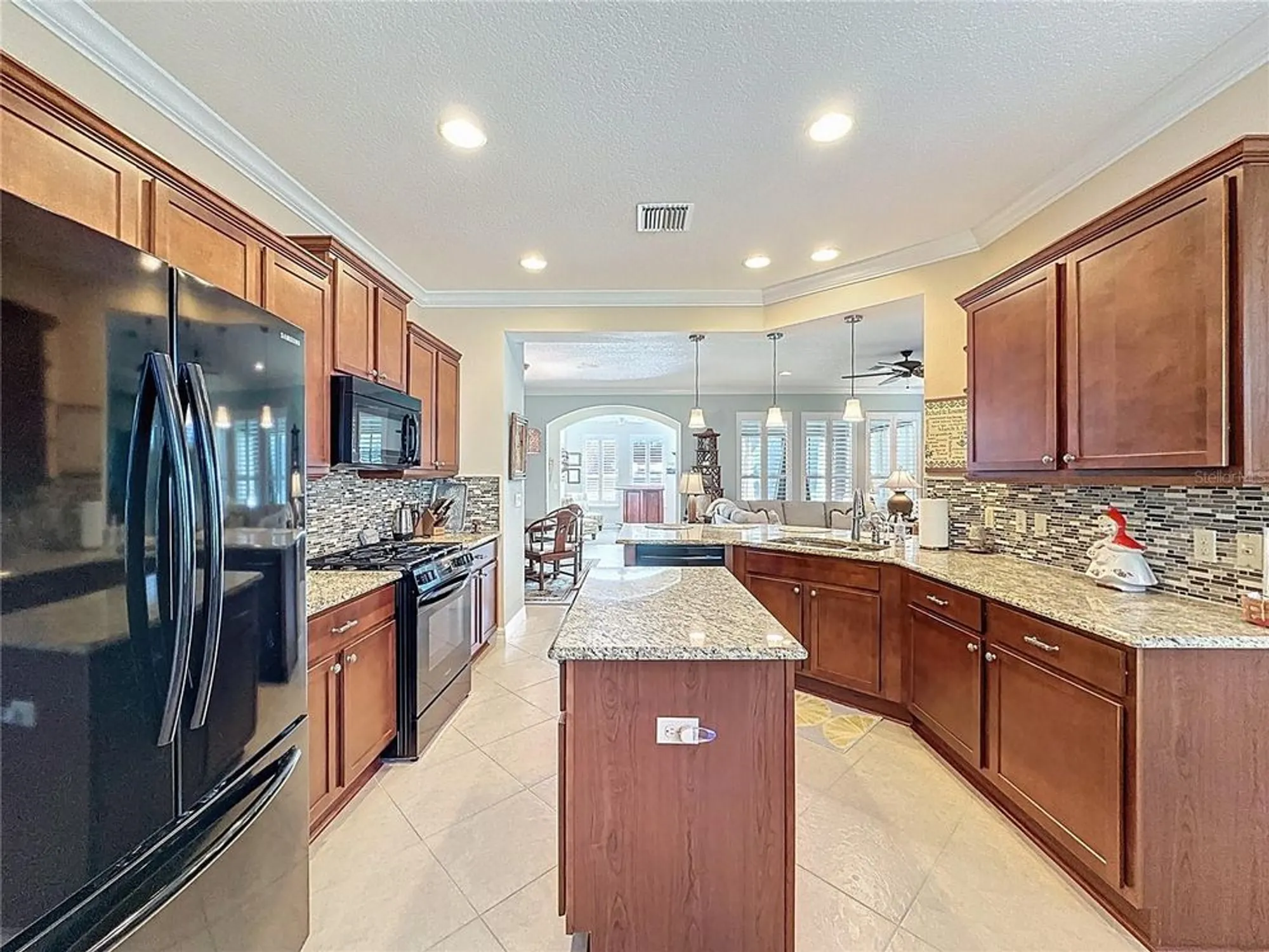 Property Slideshow image 17 of 43 | 404 silver maple rd, Groveland, FL, 34736