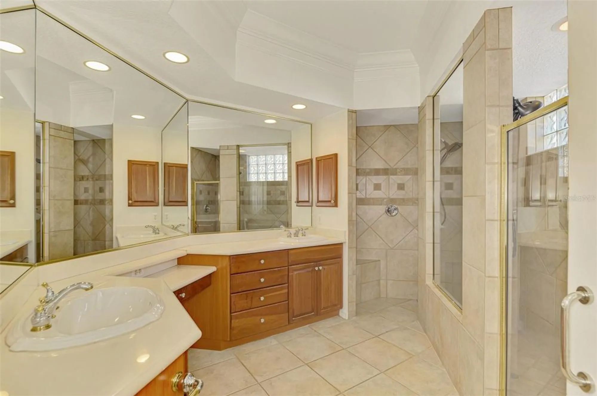 Property Slideshow image 45 of 79 | 4889 carrington cir, Sarasota, FL, 34243