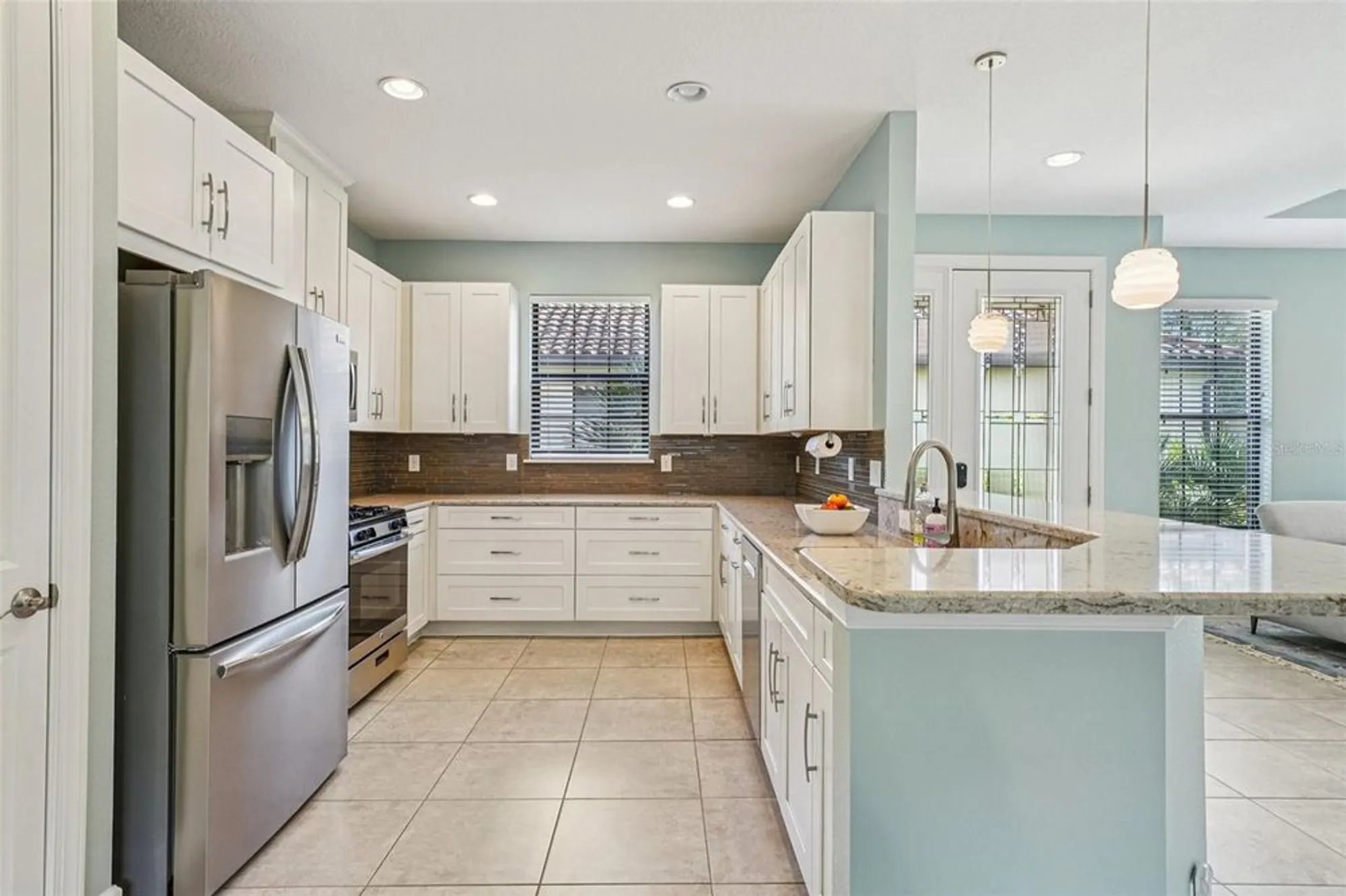 Property Slideshow image 6 of 31 | 8433 alberata vista dr, Tampa, FL, 33647