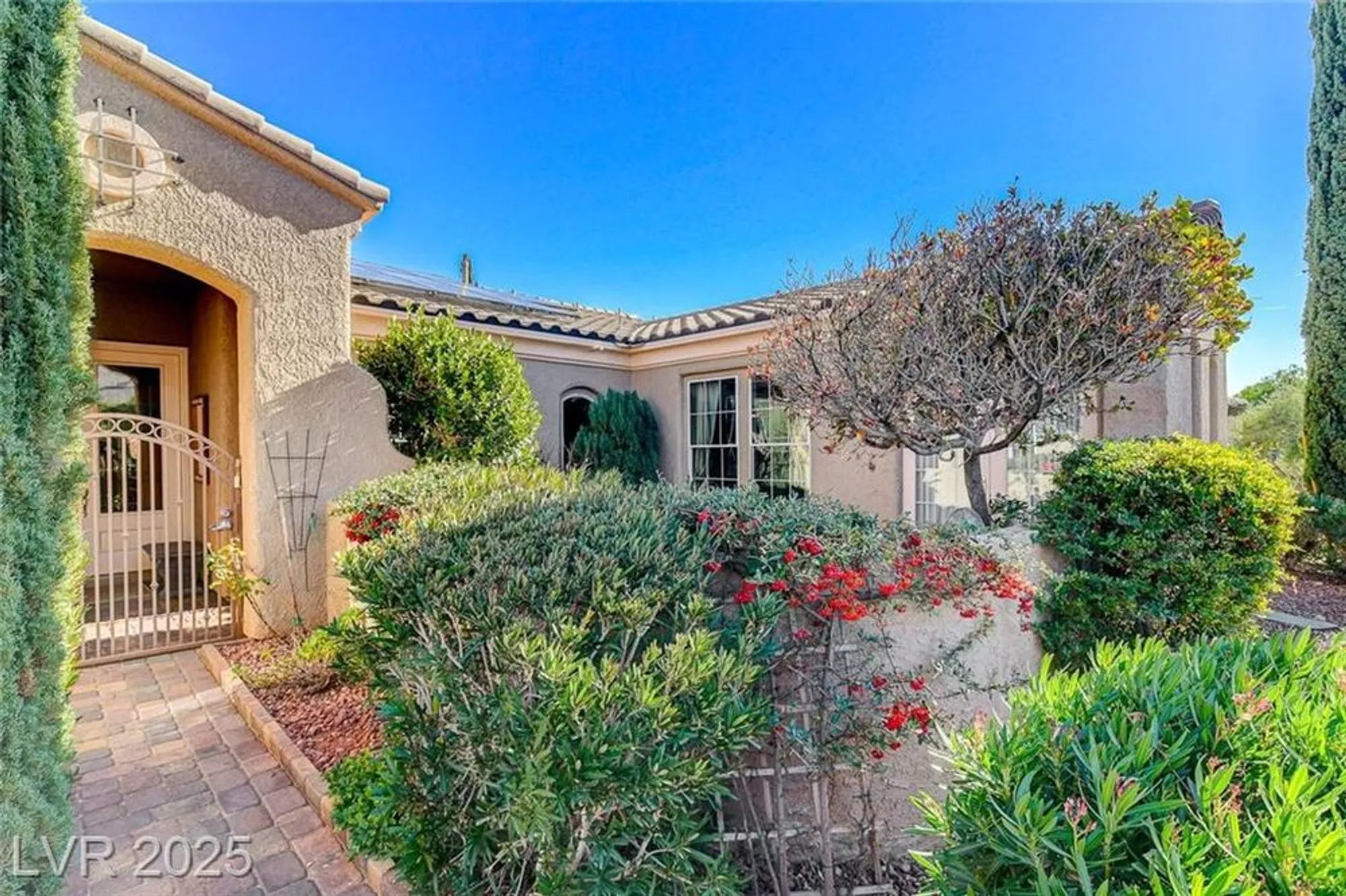 Property Slideshow image 12 of 56 | 5152 vincitor st, Las Vegas, NV, 89135