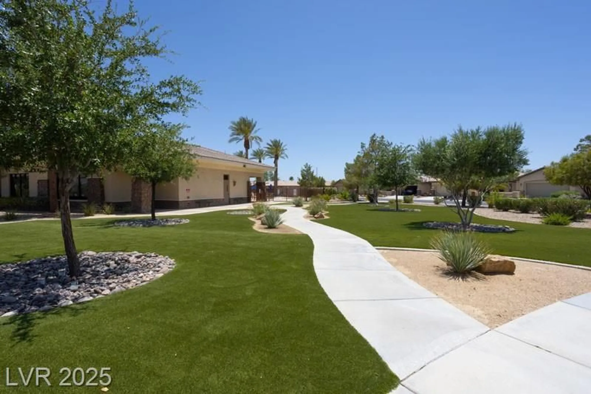 Property Slideshow image 37 of 43 | 5935 saddle horse ave, Las Vegas, NV, 89122
