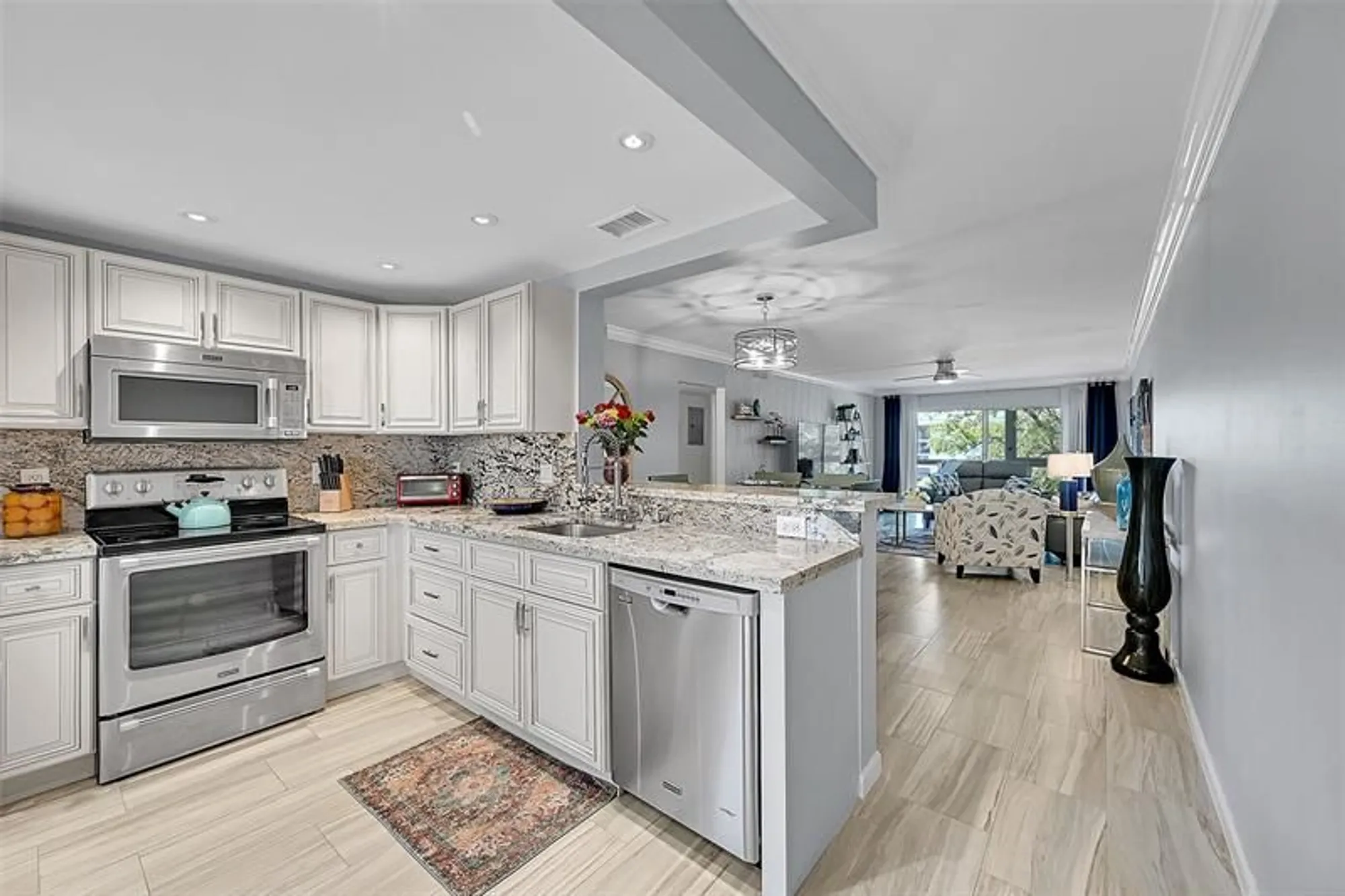 Property Slideshow image 2 of 43 | 3203 portofino pt b3, Coconut Creek, FL, 33066