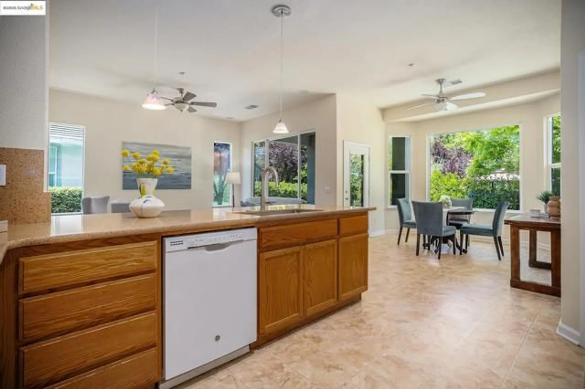 Property Slideshow image 18 of 48 | 1012 centennial dr, Brentwood, CA, 94513