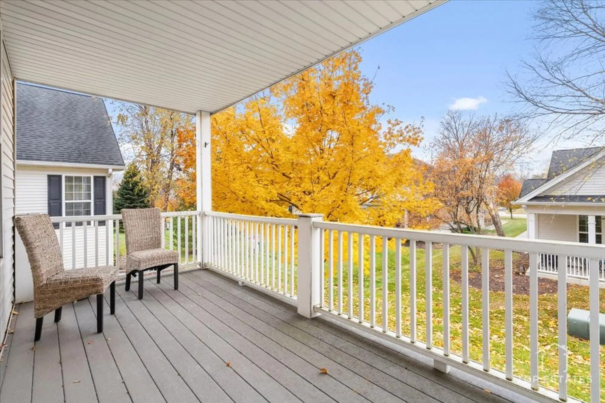 Property Slideshow image 32 of 43 | 1039 riviera dr # 1039, Elgin, IL, 60124