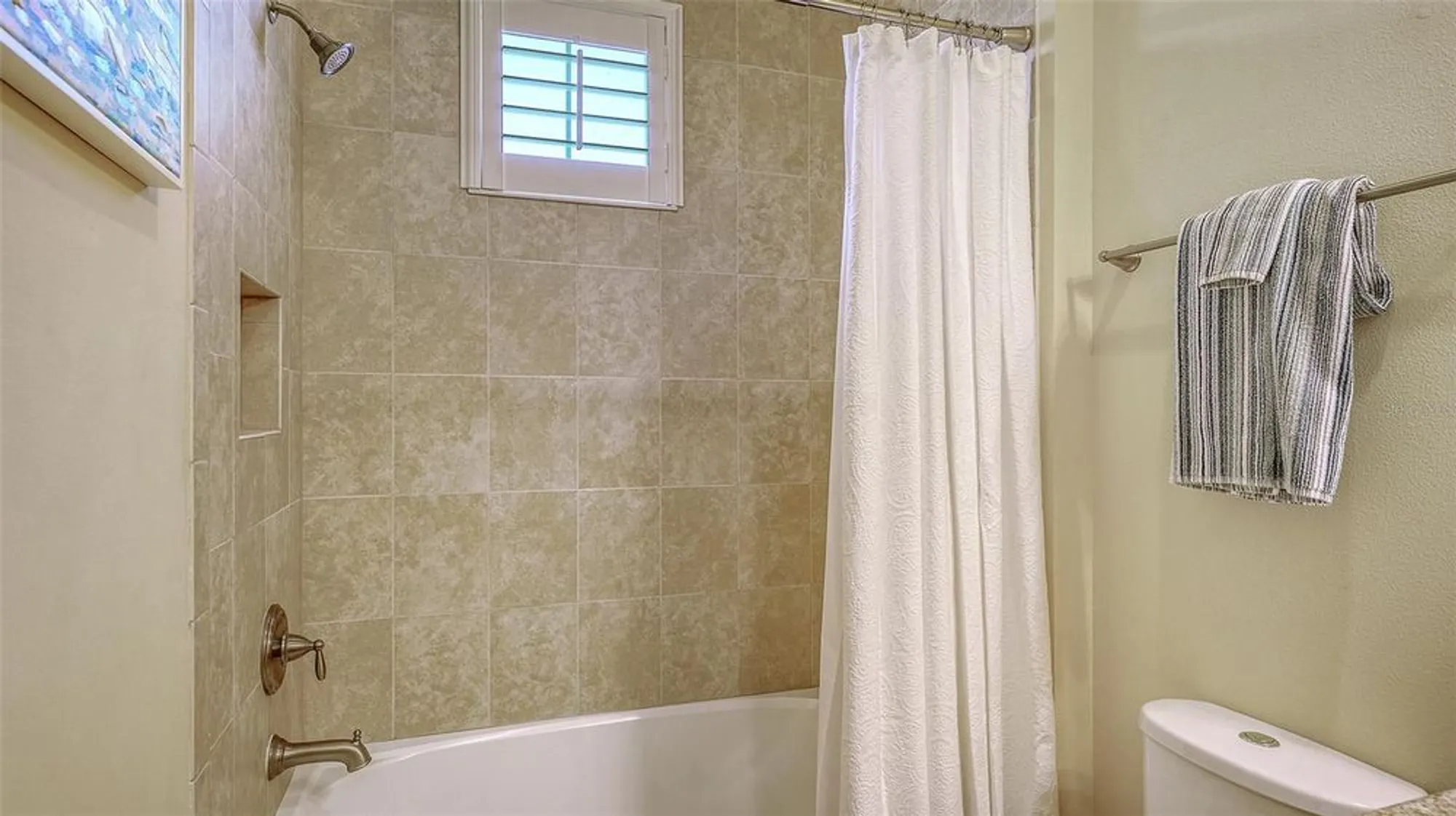 Property Slideshow image 32 of 52 | 343 compass point dr unit 201, Bradenton, FL, 34209