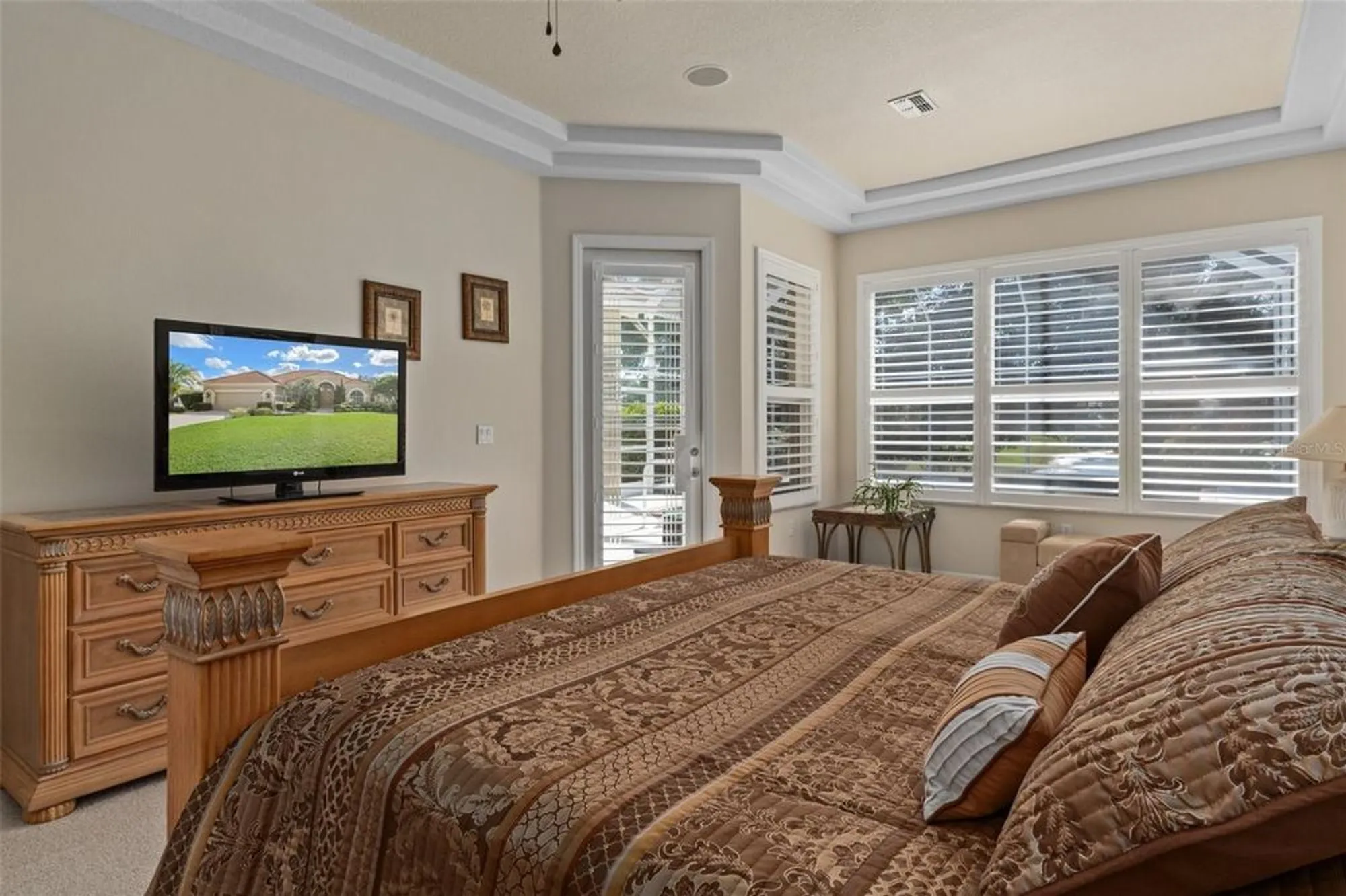 Property Slideshow image 25 of 63 | 9276 lake cypress loop, Weeki Wachee, FL, 34613