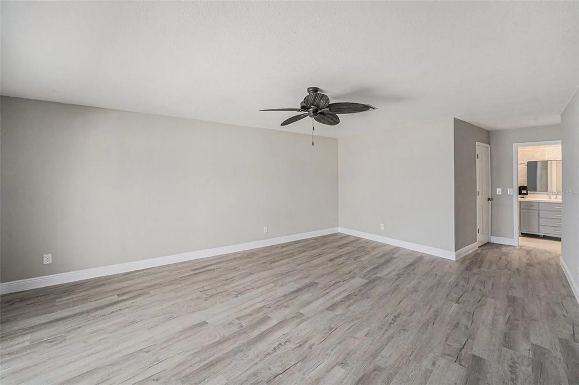 Property Slideshow image 12 of 34 | 384 boca ciega point blvd, Saint Petersburg, FL, 33708