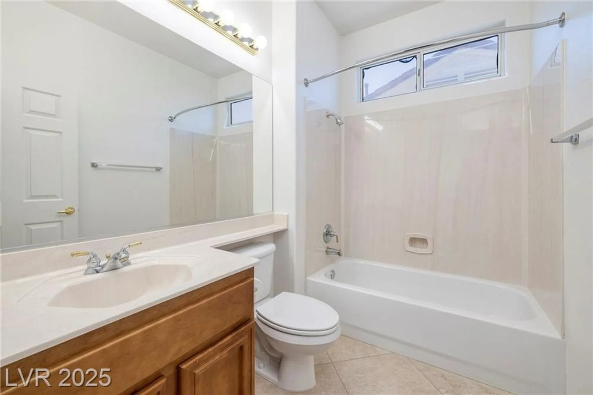 Property Slideshow image 19 of 50 | 1691 wellington springs ave, Henderson, NV, 89052