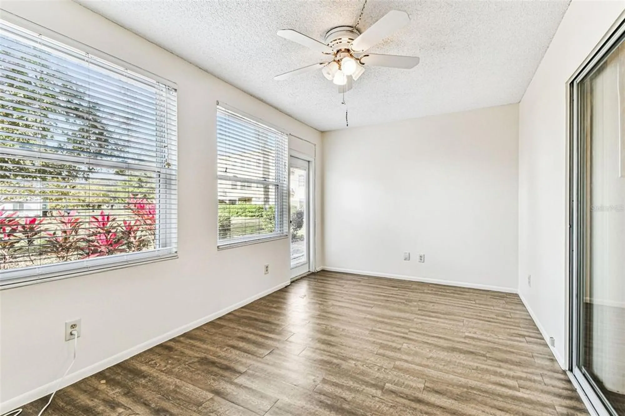 Property Slideshow image 26 of 73 | 2466 ecuadorian way apt 6, Clearwater, FL, 33763