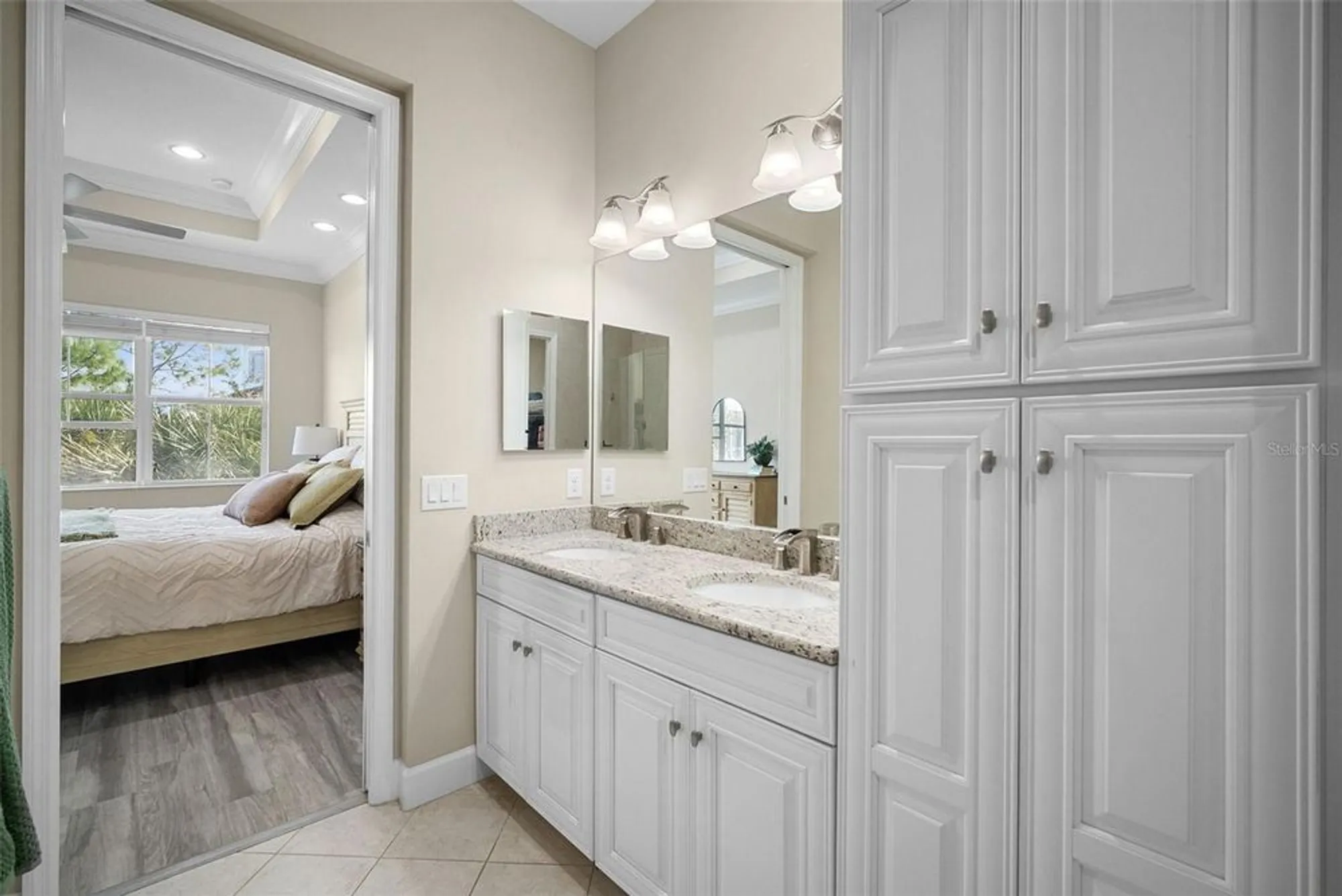 Property Slideshow image 36 of 95 | 315 sapphire lake dr 201, Bradenton, FL, 34209