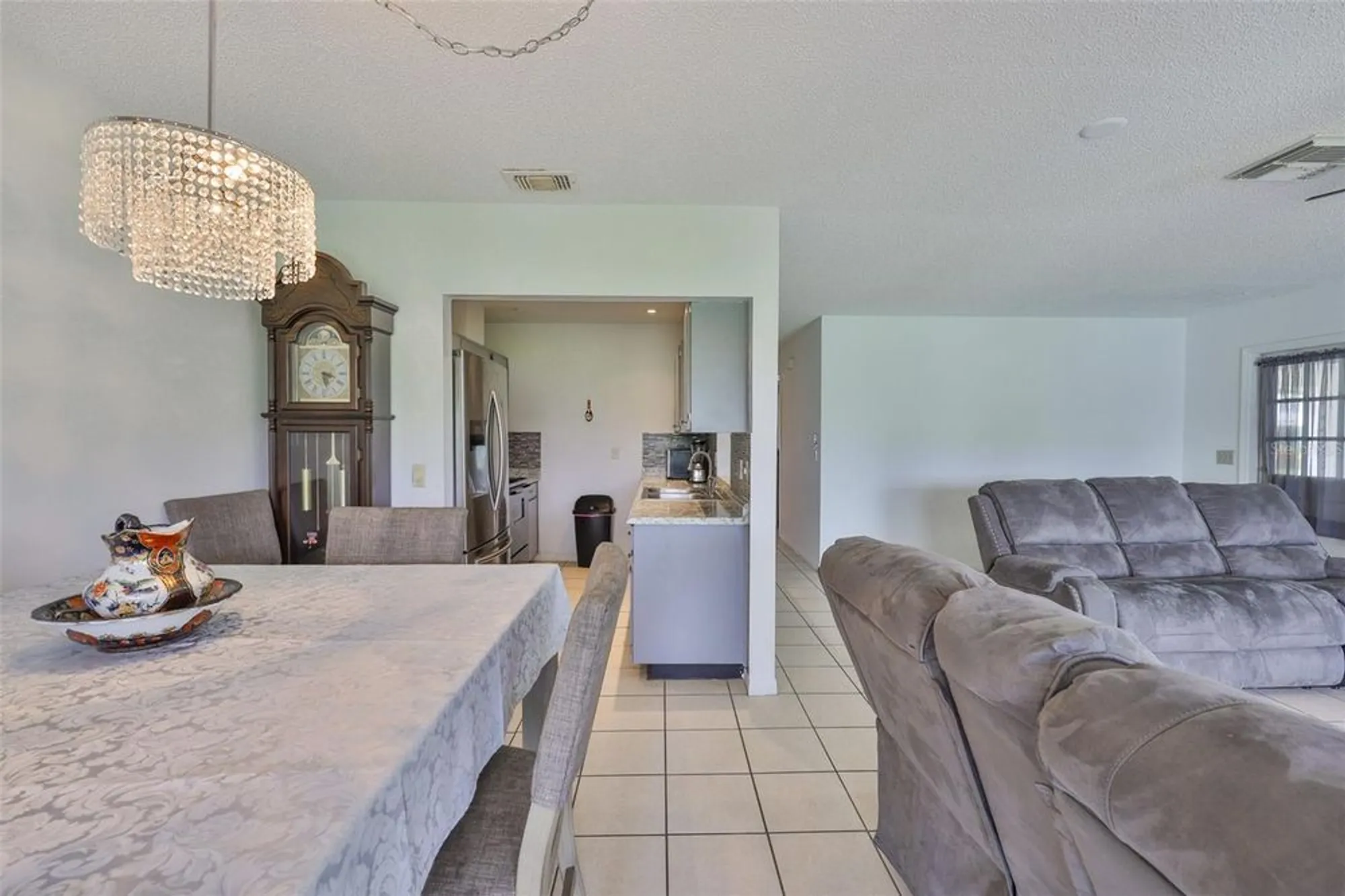 Property Slideshow image 24 of 64 | 2347 gainesborough loop # 2347, Sun City Center, FL, 33573