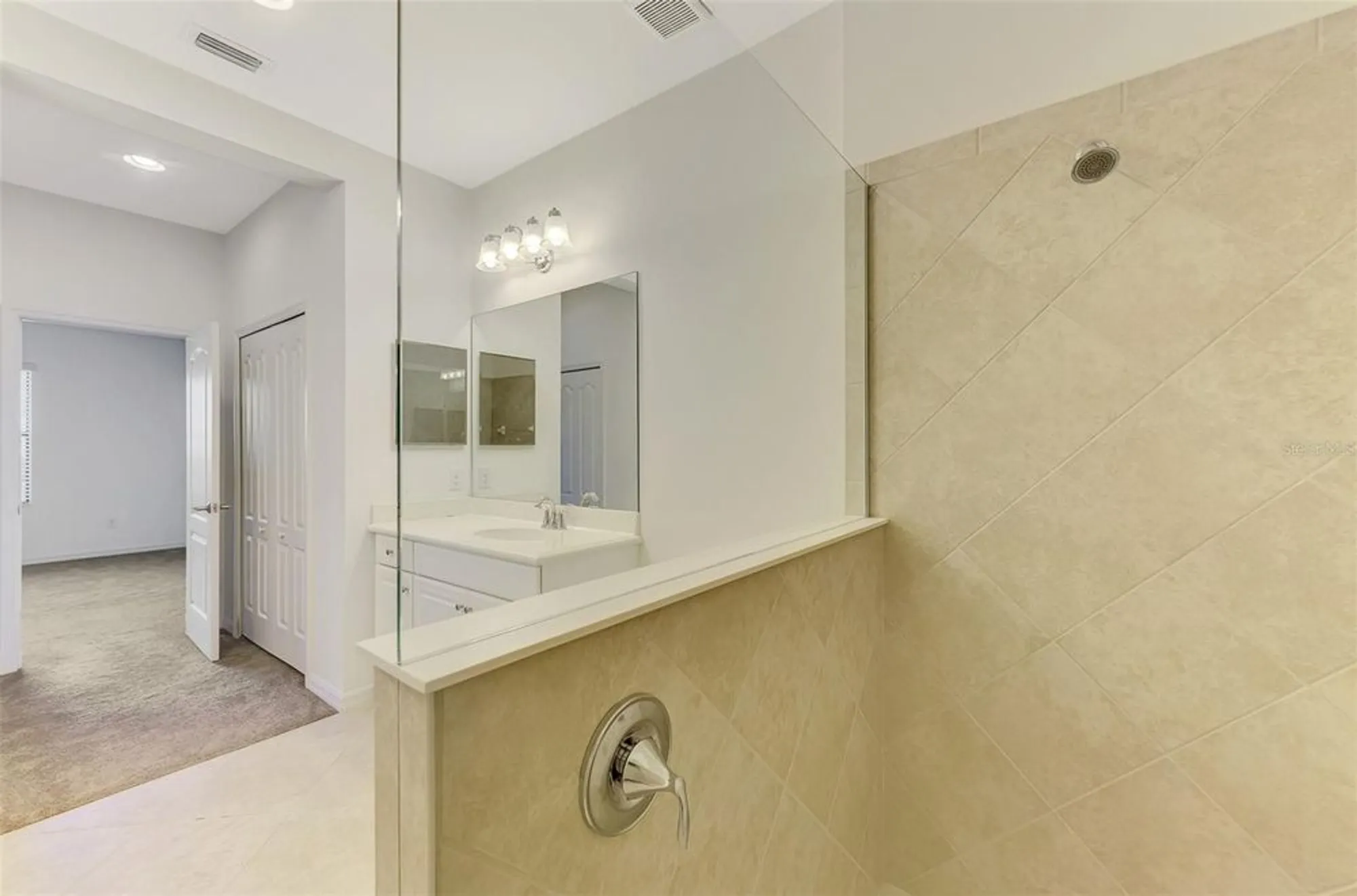 Property Slideshow image 25 of 39 | 1375 backspin dr, Englewood, FL, 34223