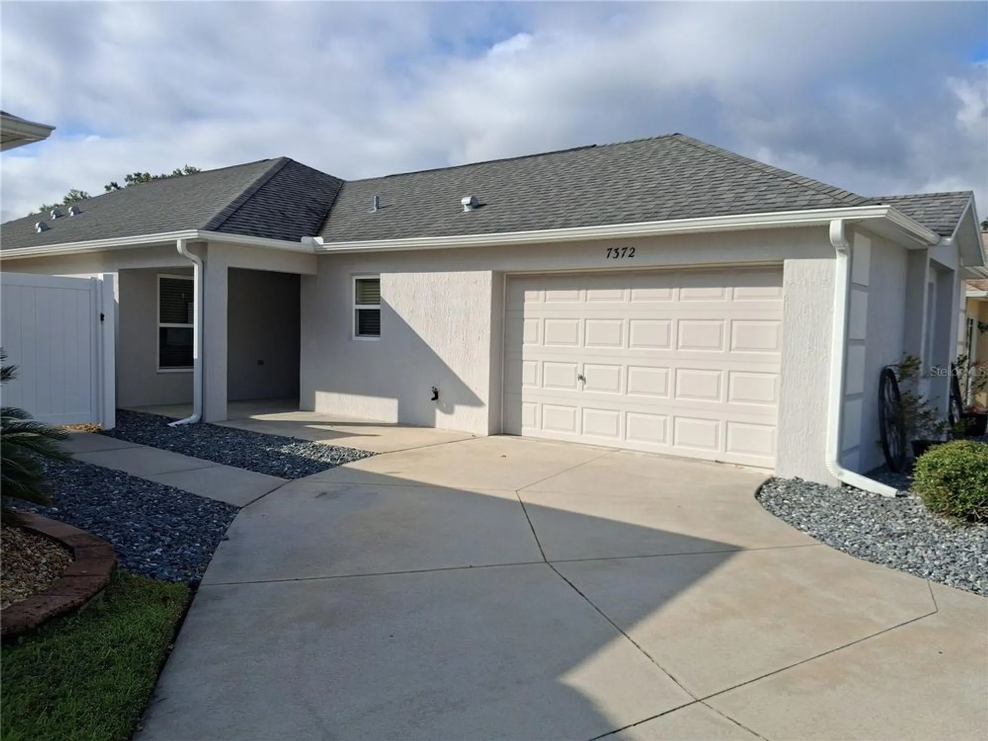 Property Slideshow image 1 of 40 | 7372 se 168th mitzi st, The Villages, FL, 32162