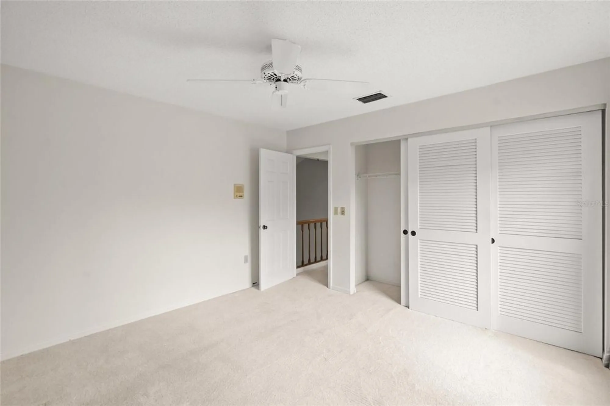 Property Slideshow image 26 of 43 | 7475 oak moss dr 20, Sarasota, FL, 34241