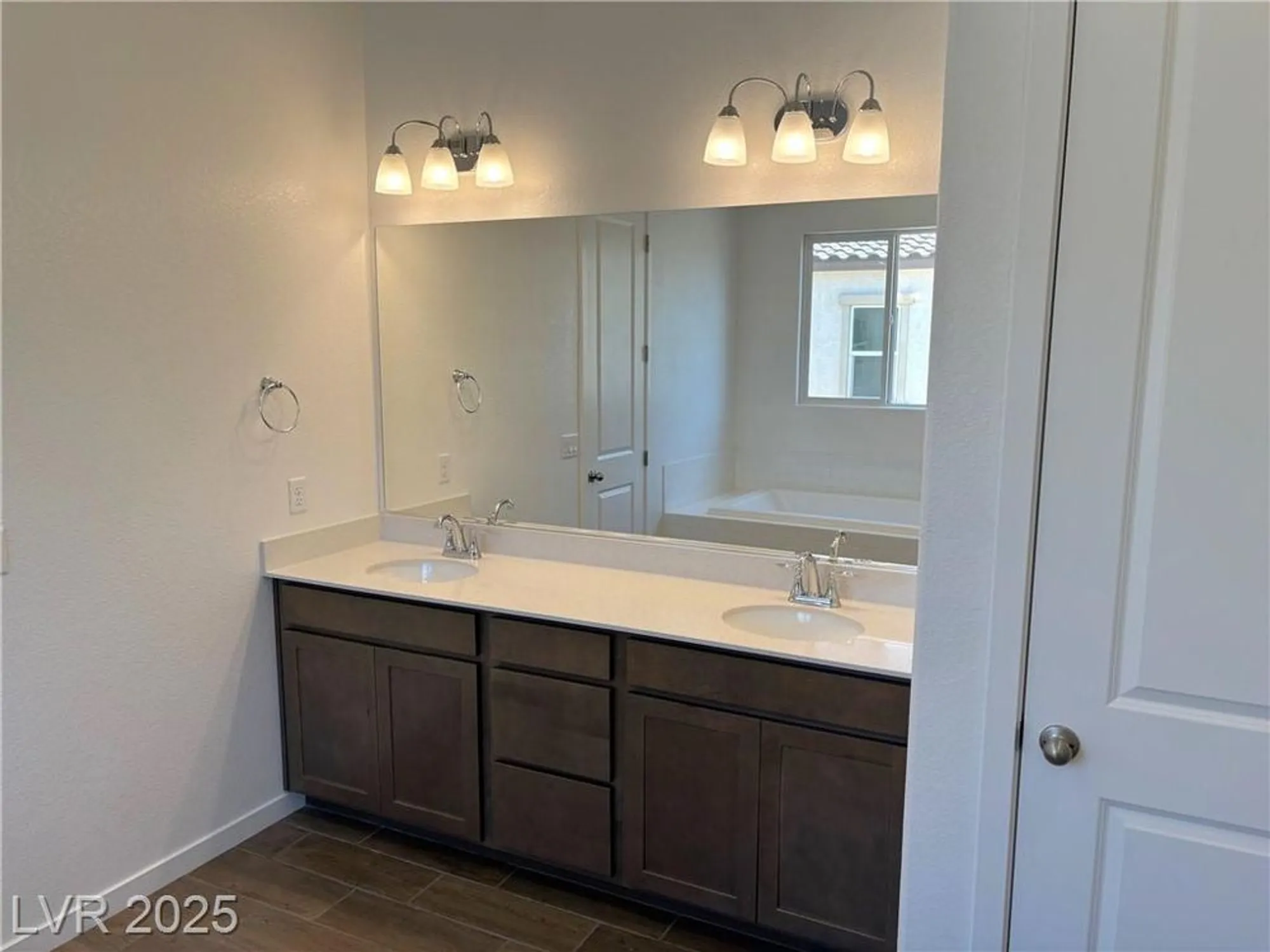 Property Slideshow image 22 of 29 | 5728 e badlands ln, Pahrump, NV, 89061