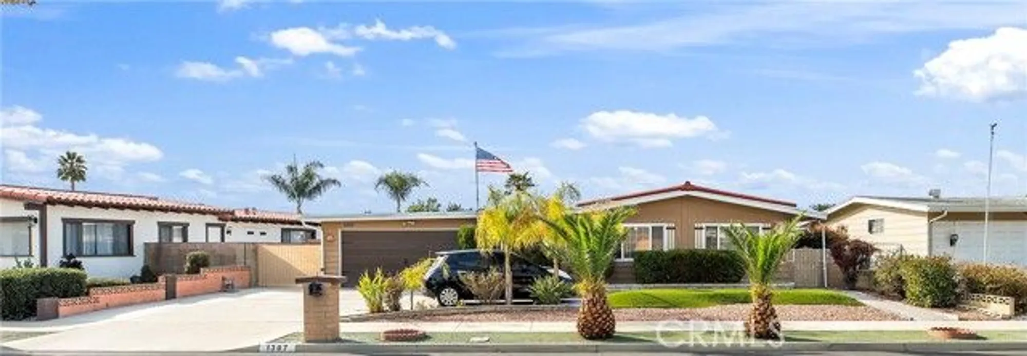 Property Slideshow image 4 of 29 | 1307 brentwood way, Hemet, CA, 92545