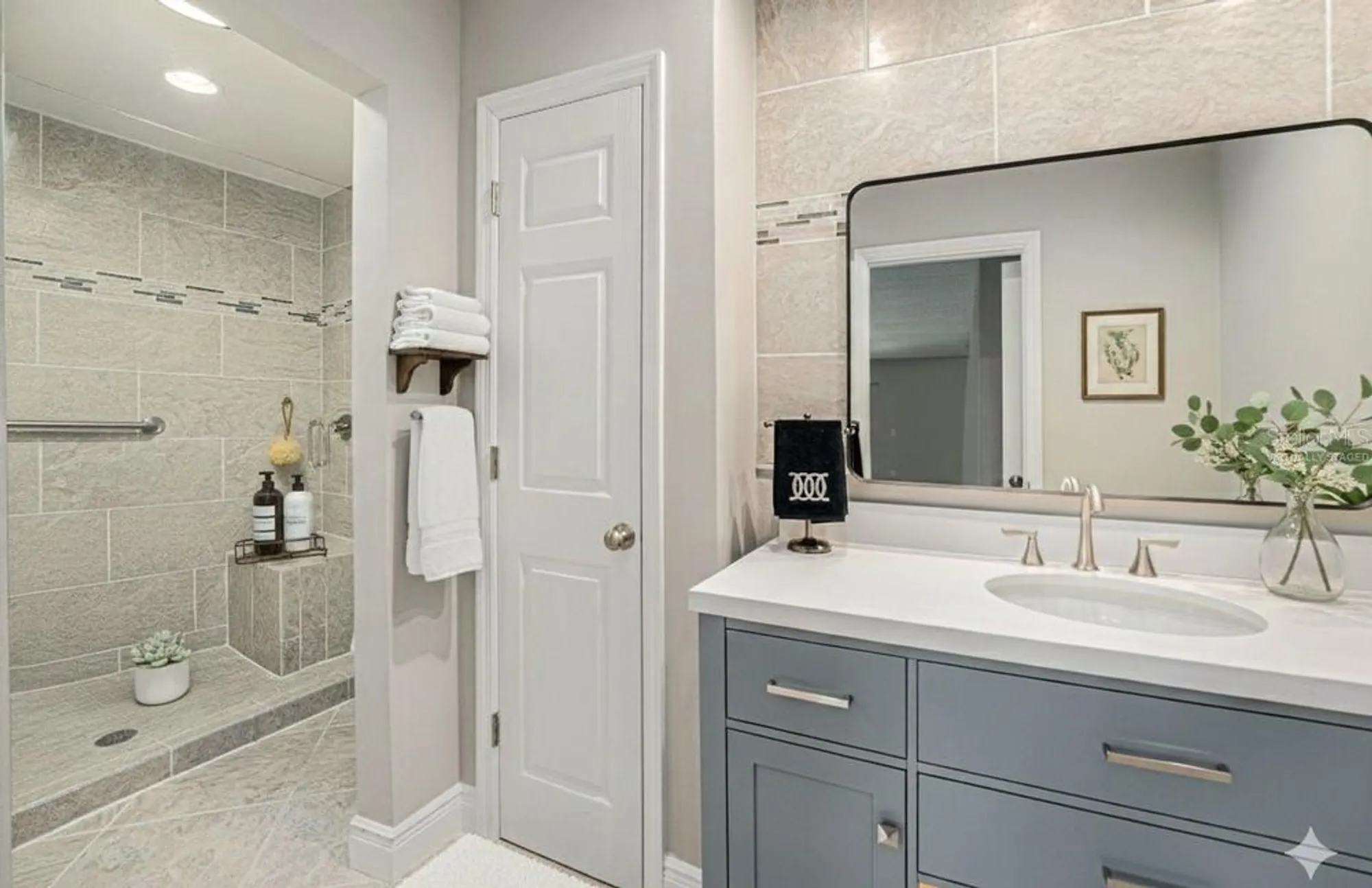 Property Slideshow image 14 of 34 | 384 boca ciega point blvd, Saint Petersburg, FL, 33708