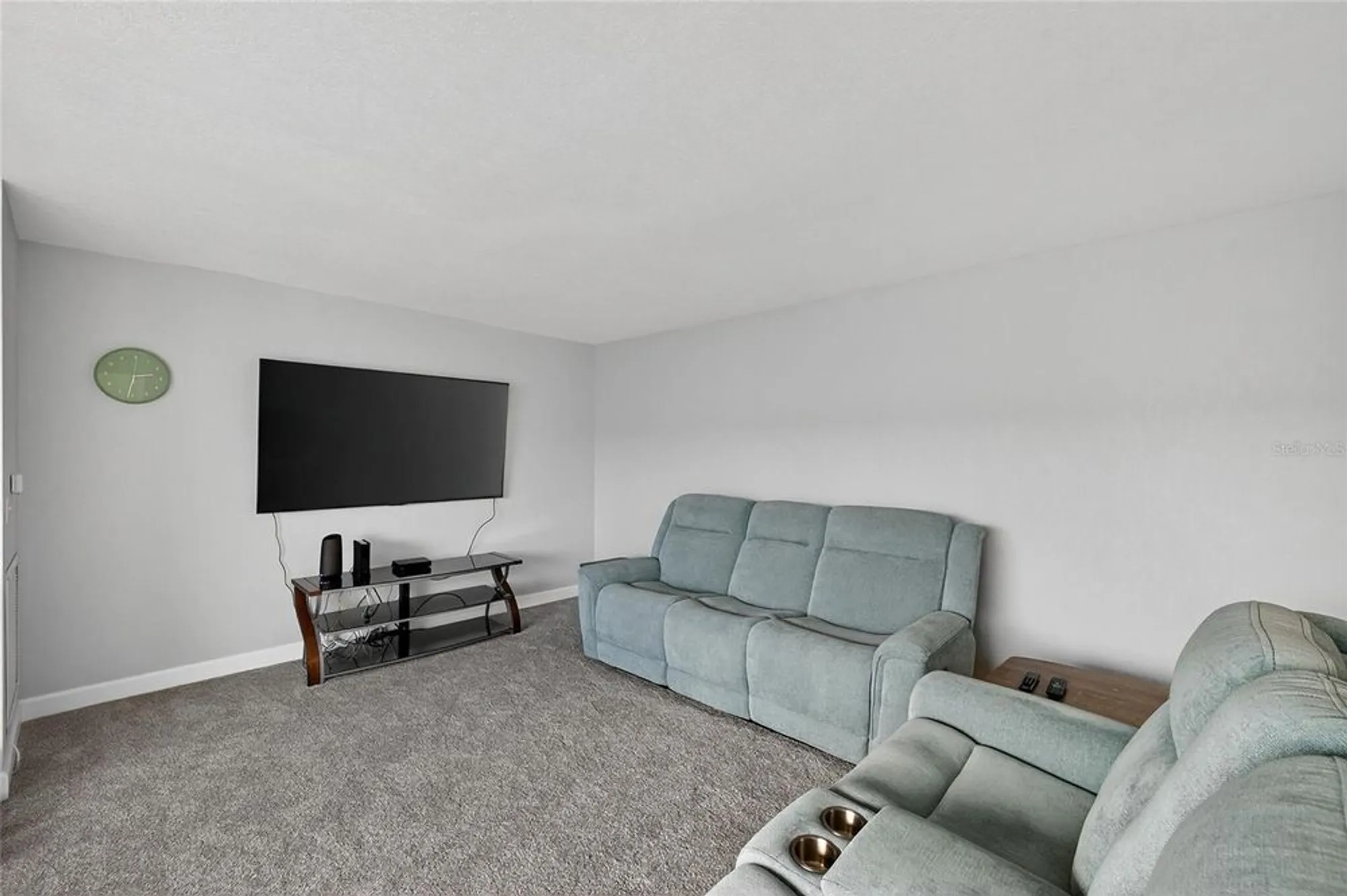 Property Slideshow image 5 of 41 | 5521 80th st n unit 511, Saint Petersburg, FL, 33709