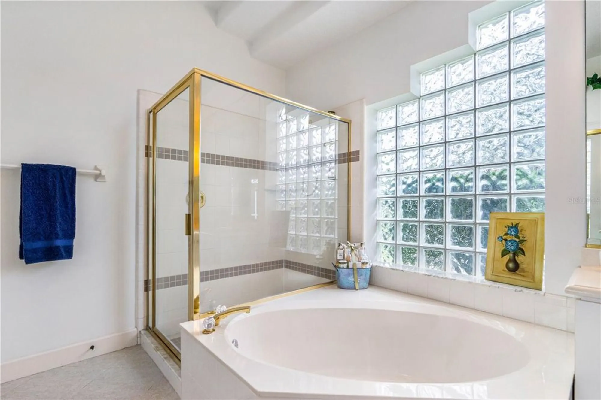 Property Slideshow image 39 of 61 | 4 lakewood dr, Ormond Beach, FL, 32174