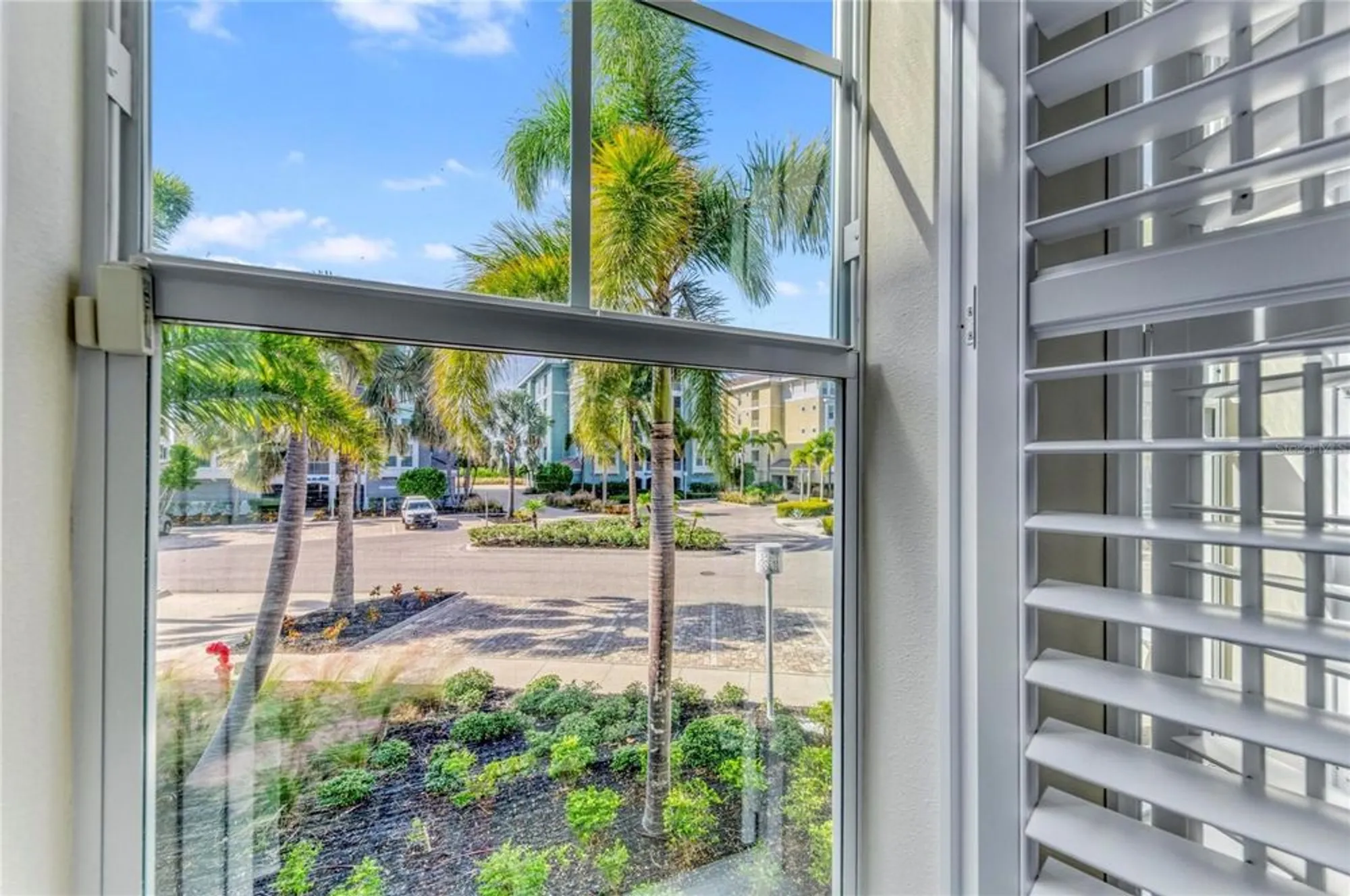 Property Slideshow image 21 of 100 | 391 aruba cir unit 101, Bradenton, FL, 34209