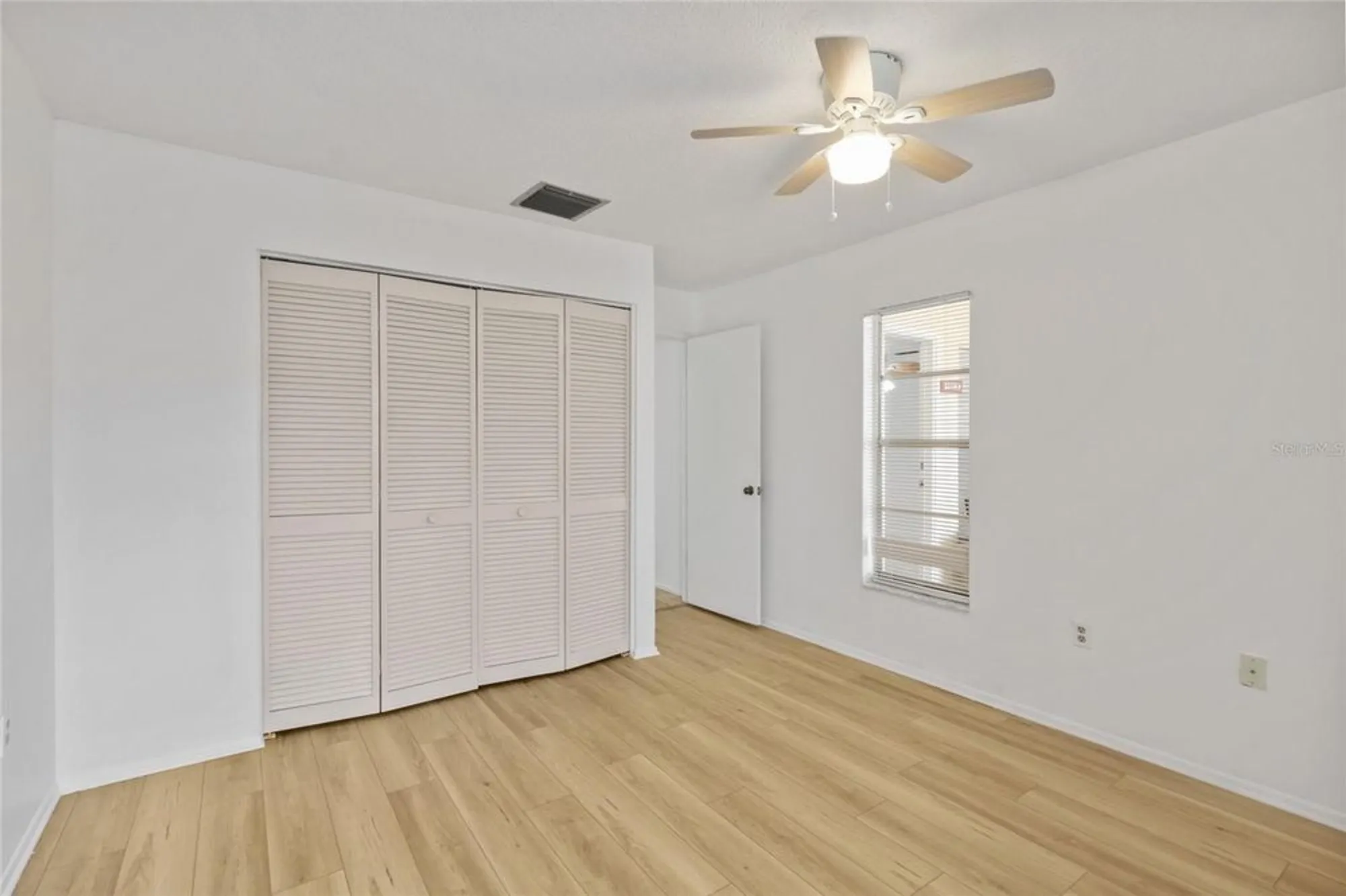 Property Slideshow image 16 of 44 | 3880 el poinier ct # 8702, Sarasota, FL, 34232