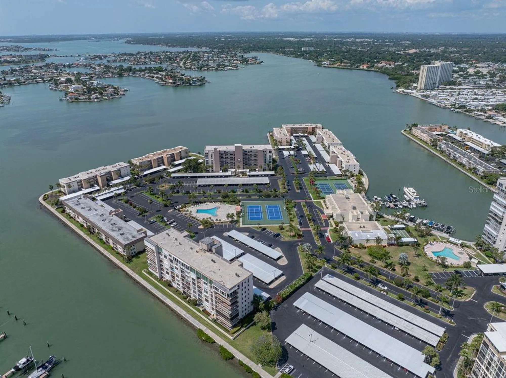 Property Slideshow image 64 of 80 | 7600 sun island dr 703, South Pasadena, FL, 33707